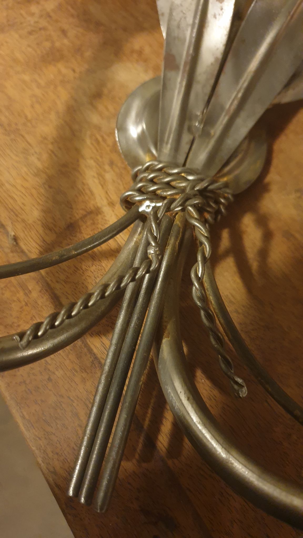 Pair of sconces sheaves of wheat 30x16x50 cm high.