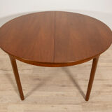 Round vintage extendable dining table from Mcintosh