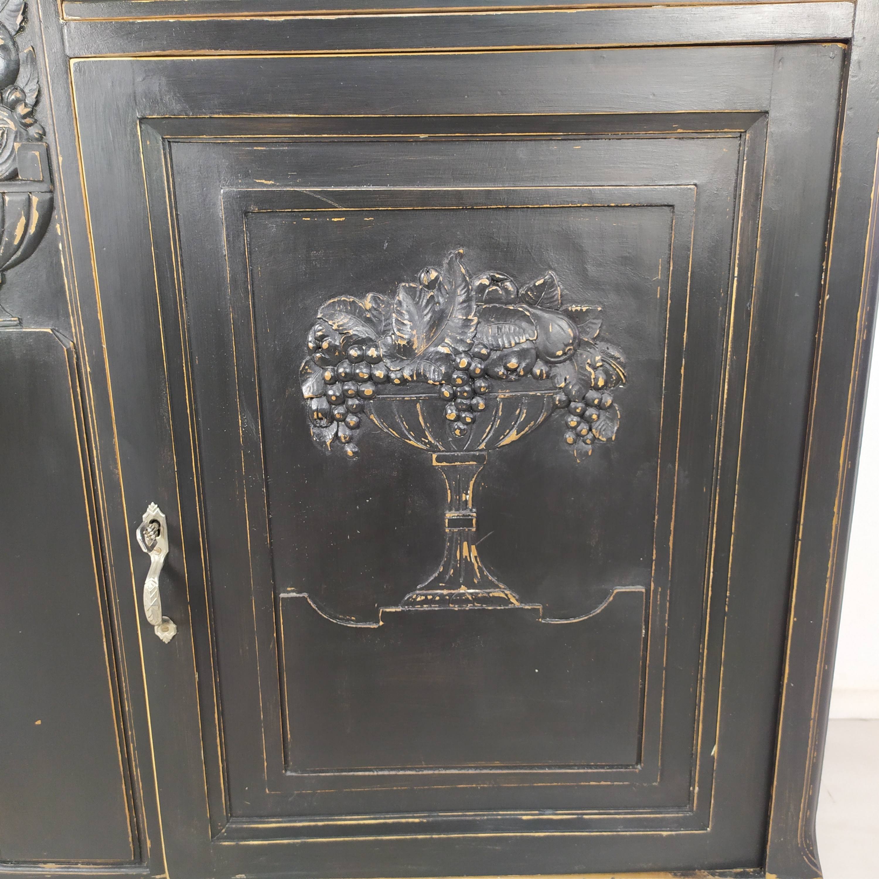 Buffet 1920 patinated black