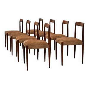 8 chaises de salle à