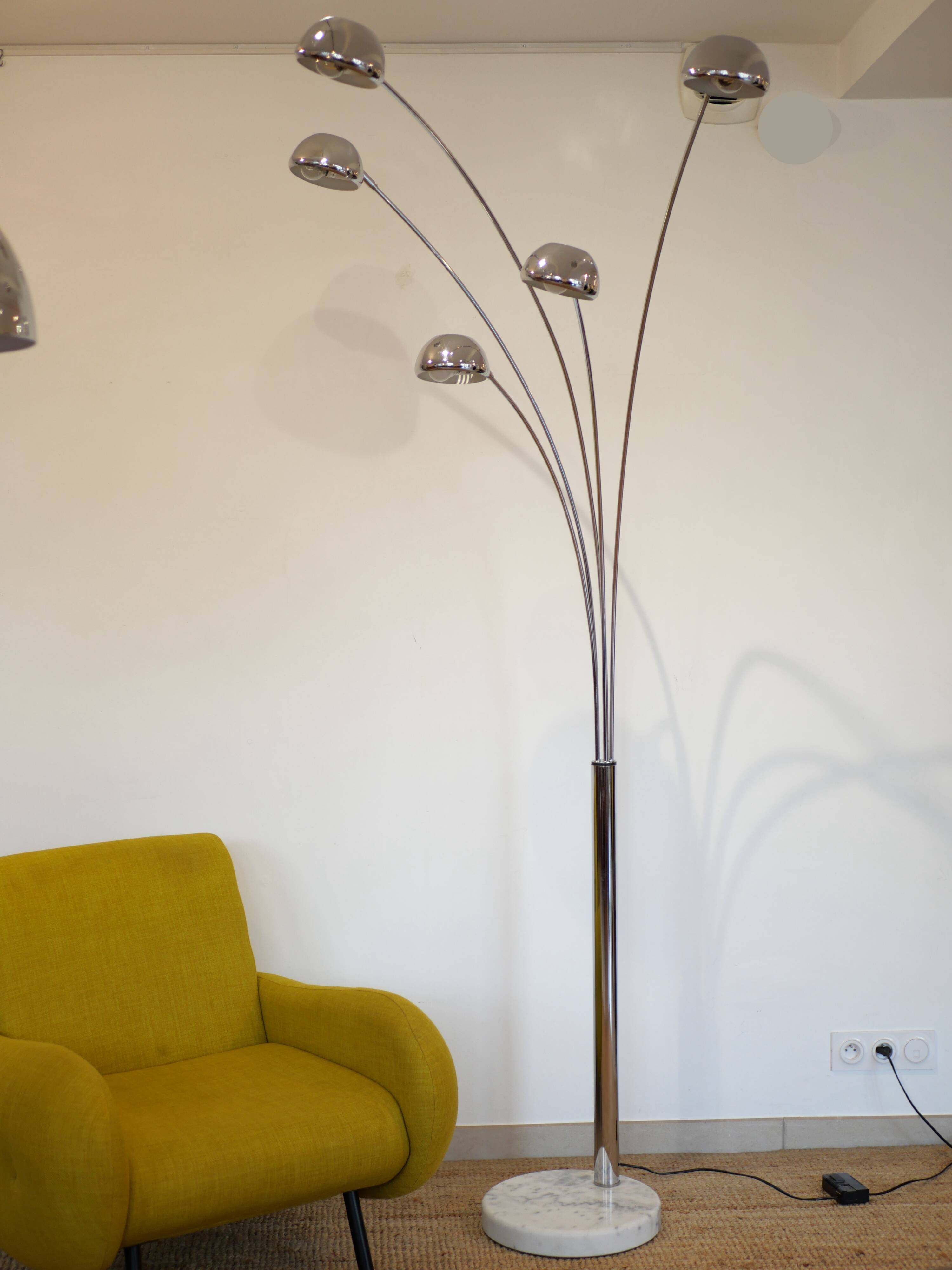 Lily of the valley floor lamp with 5 branches