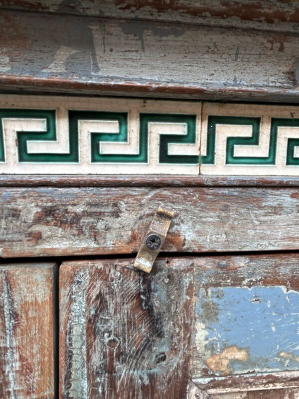 armoire rajasthanaise en teck birman avec patine d'origine