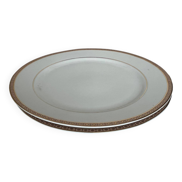 2 grands plats de service en porcelaine fine