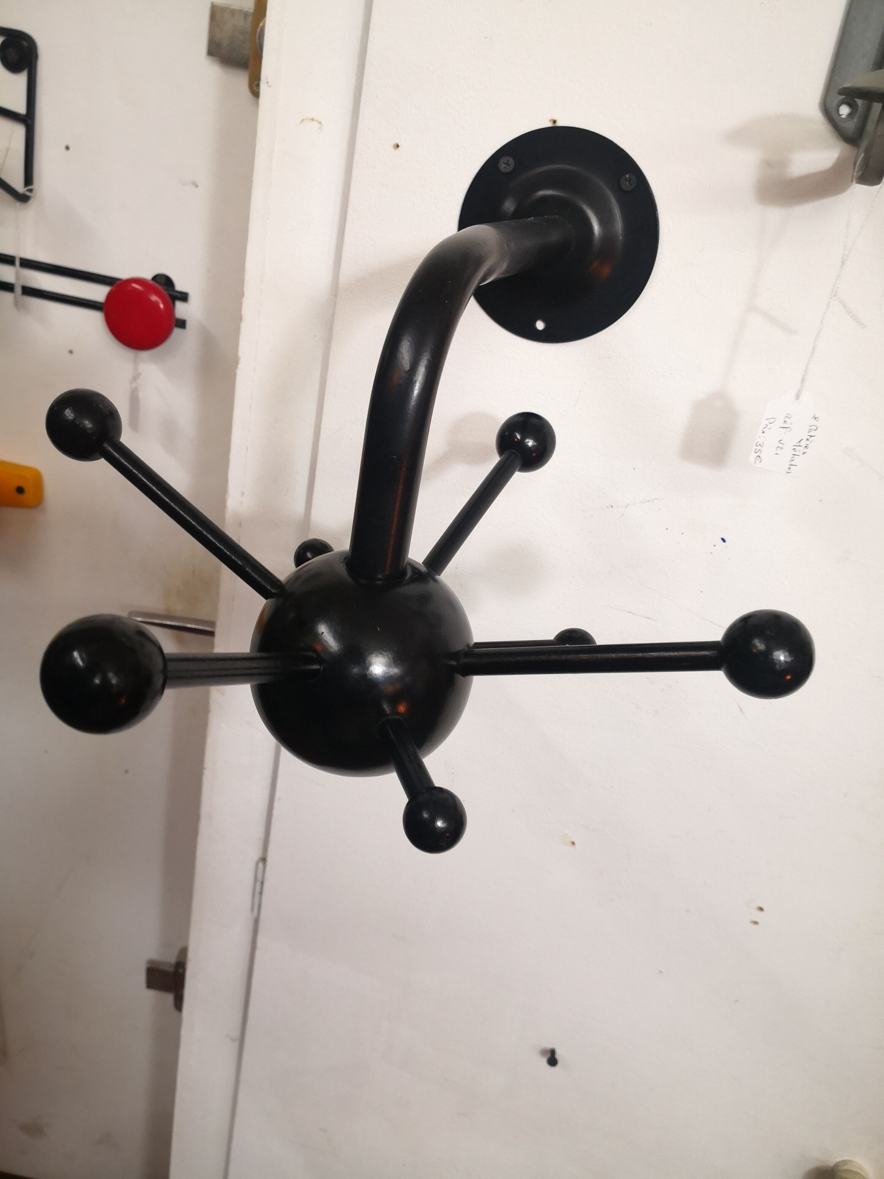 Sputnik wall coat rack