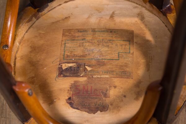 Tabouret Baumann avec étiquette et tampon