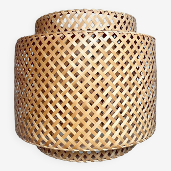 Suspension in woven natural bamboo