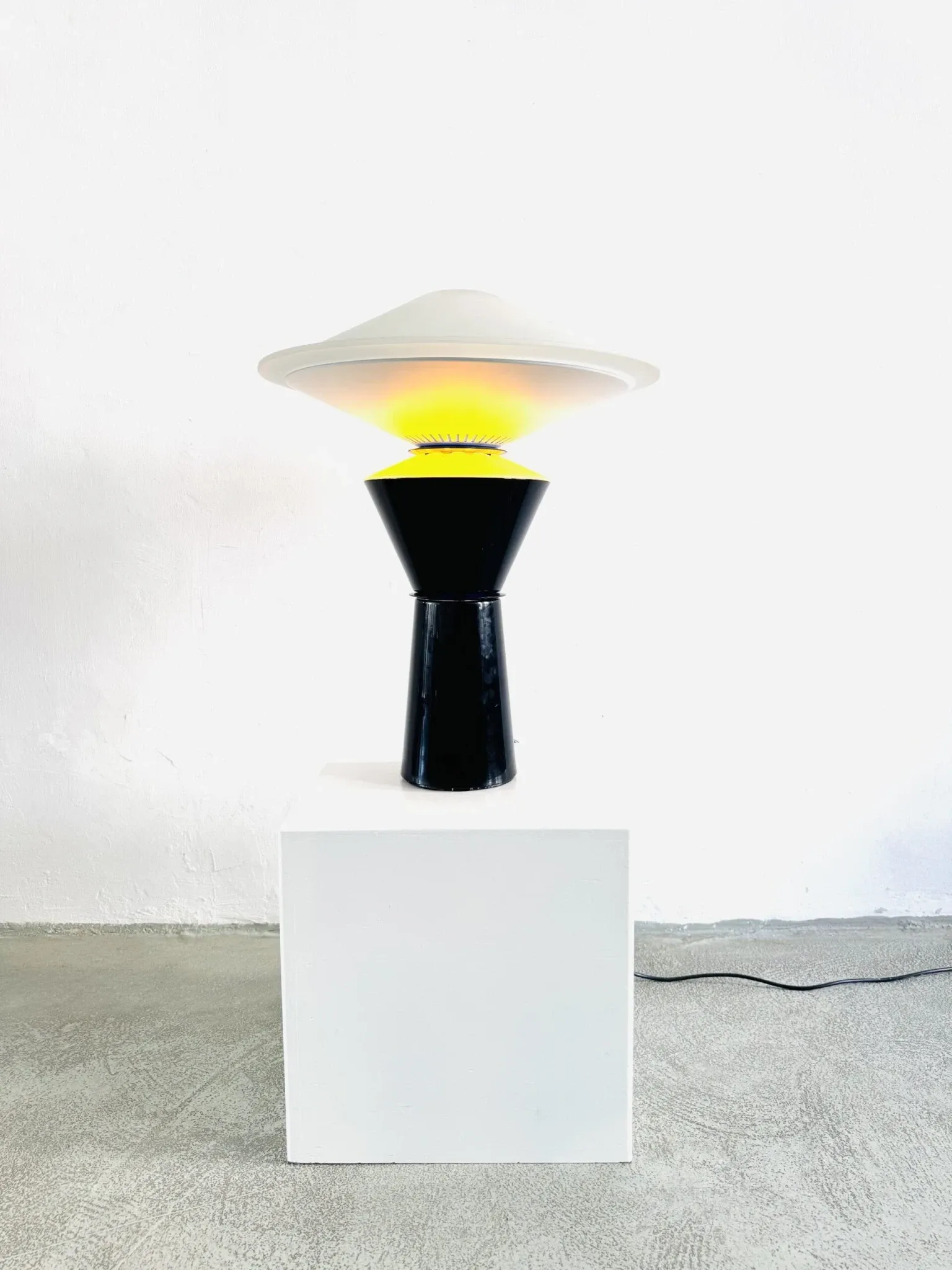 Lampe de table Giada par Pier Giuseppe Ramella pour Arteluce, Italie, 1989