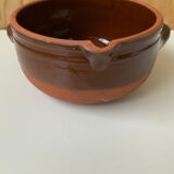 Glazed clay dish