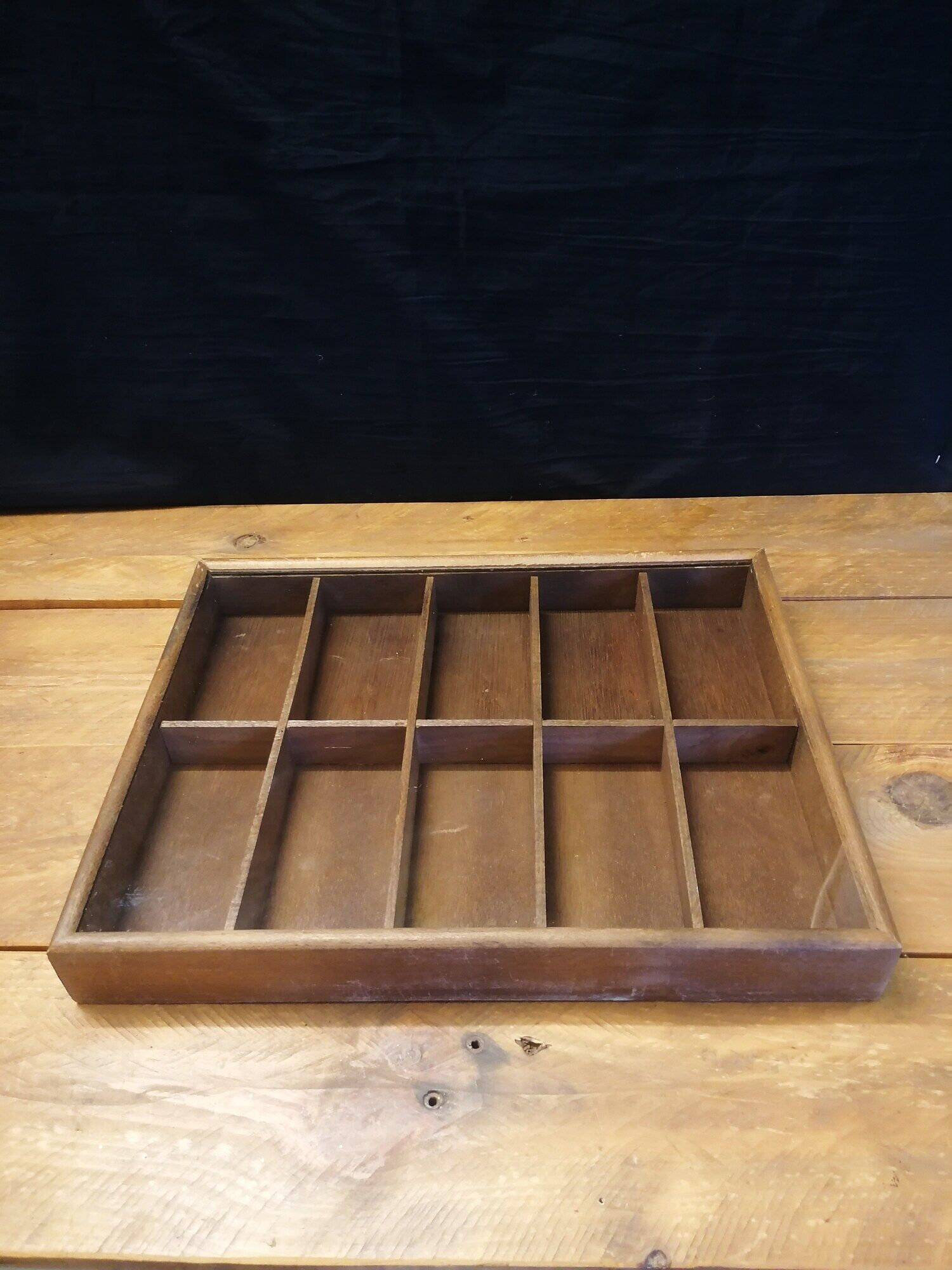 Wooden and glass wall window - 10 lockers - 80s