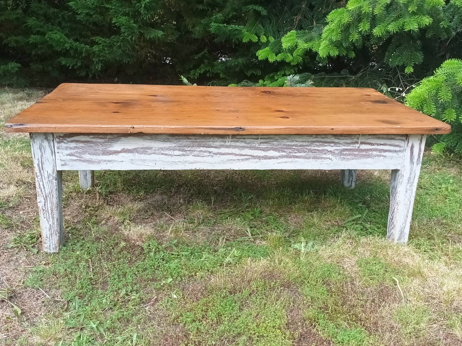Country coffee table
