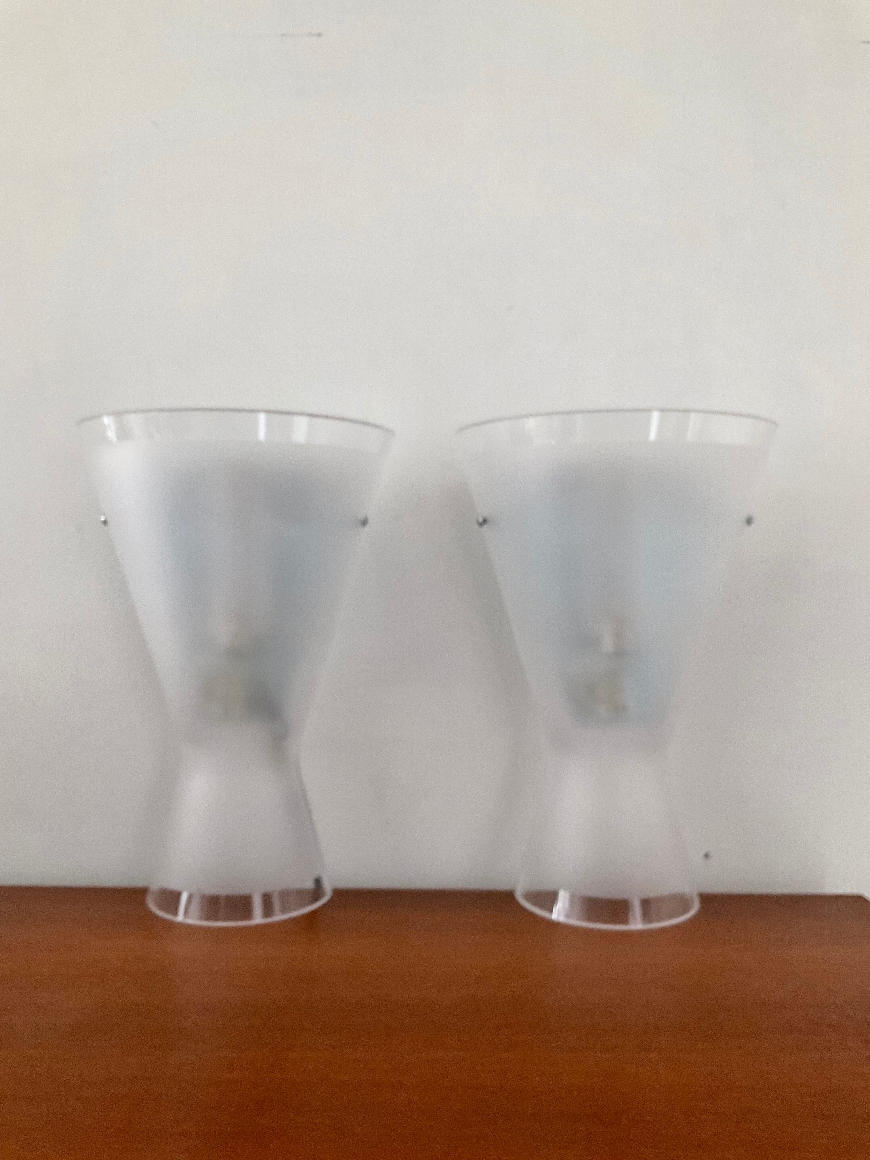 Pair of wall lamps by Lucio De Majo in De Murano glass