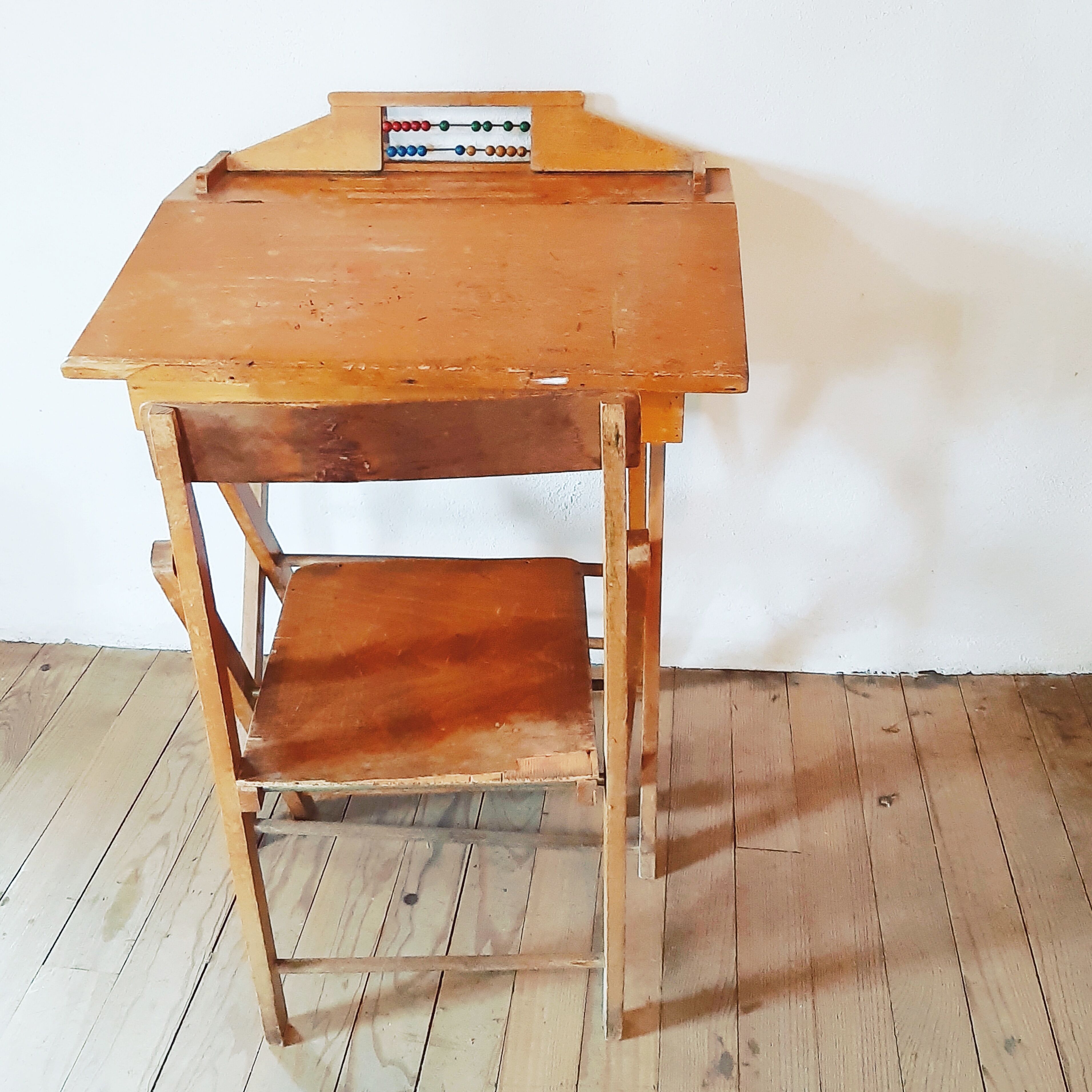 Abacus desk and its chair 1950