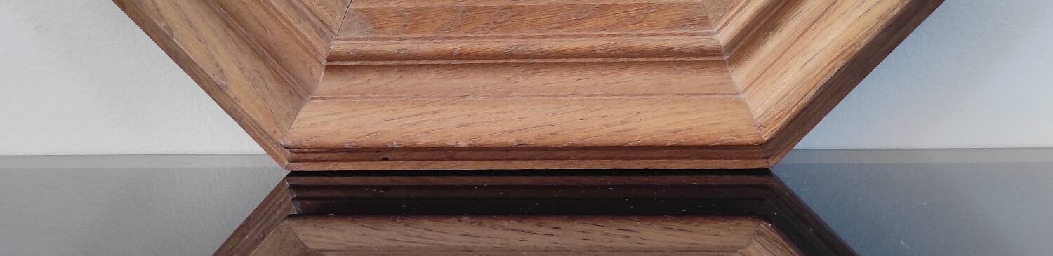 Vintage octagonal mirror in moulded oak – Belgium, circa 1970/1980