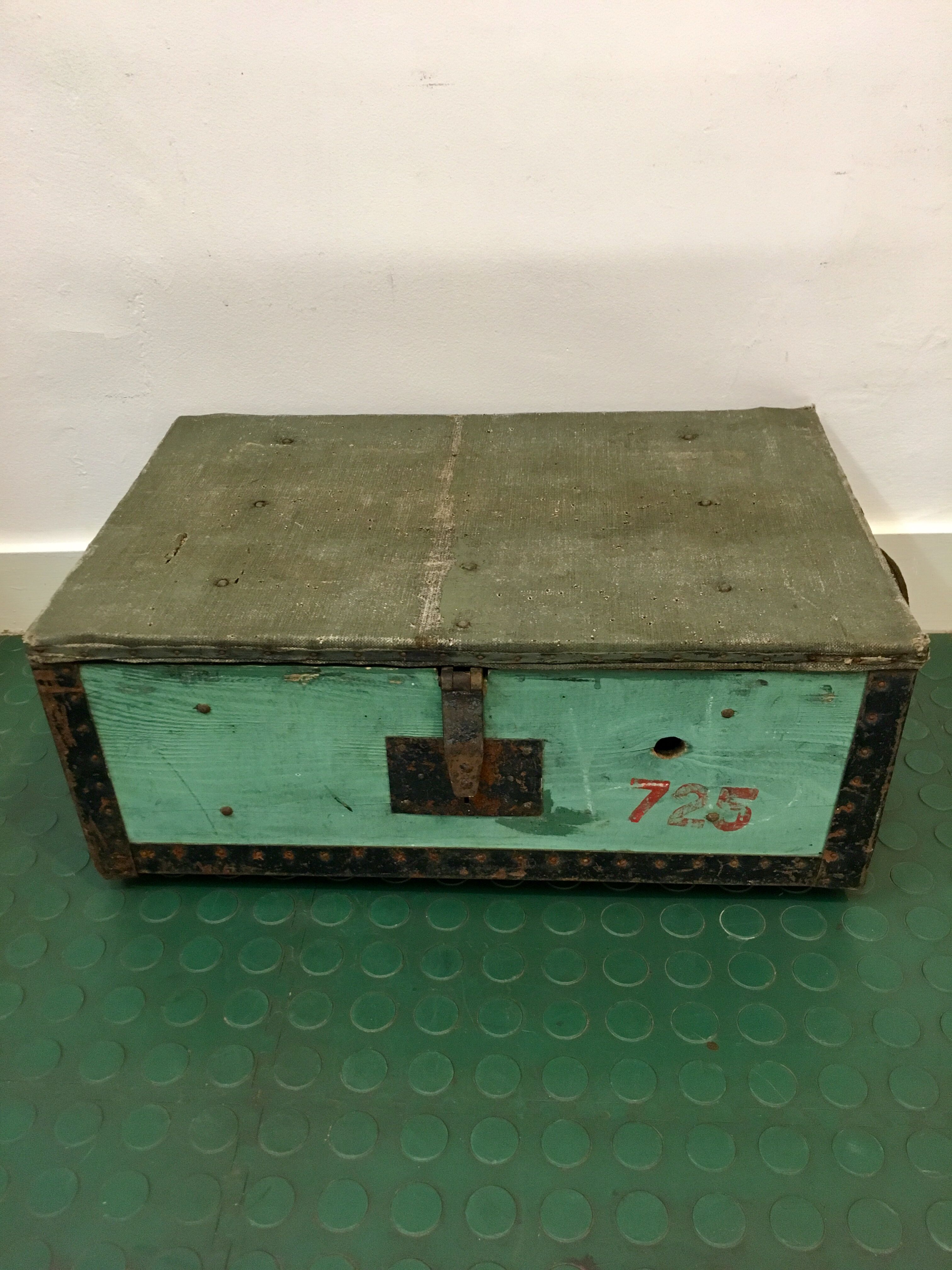 Caisse coffre de transport vintage n°725