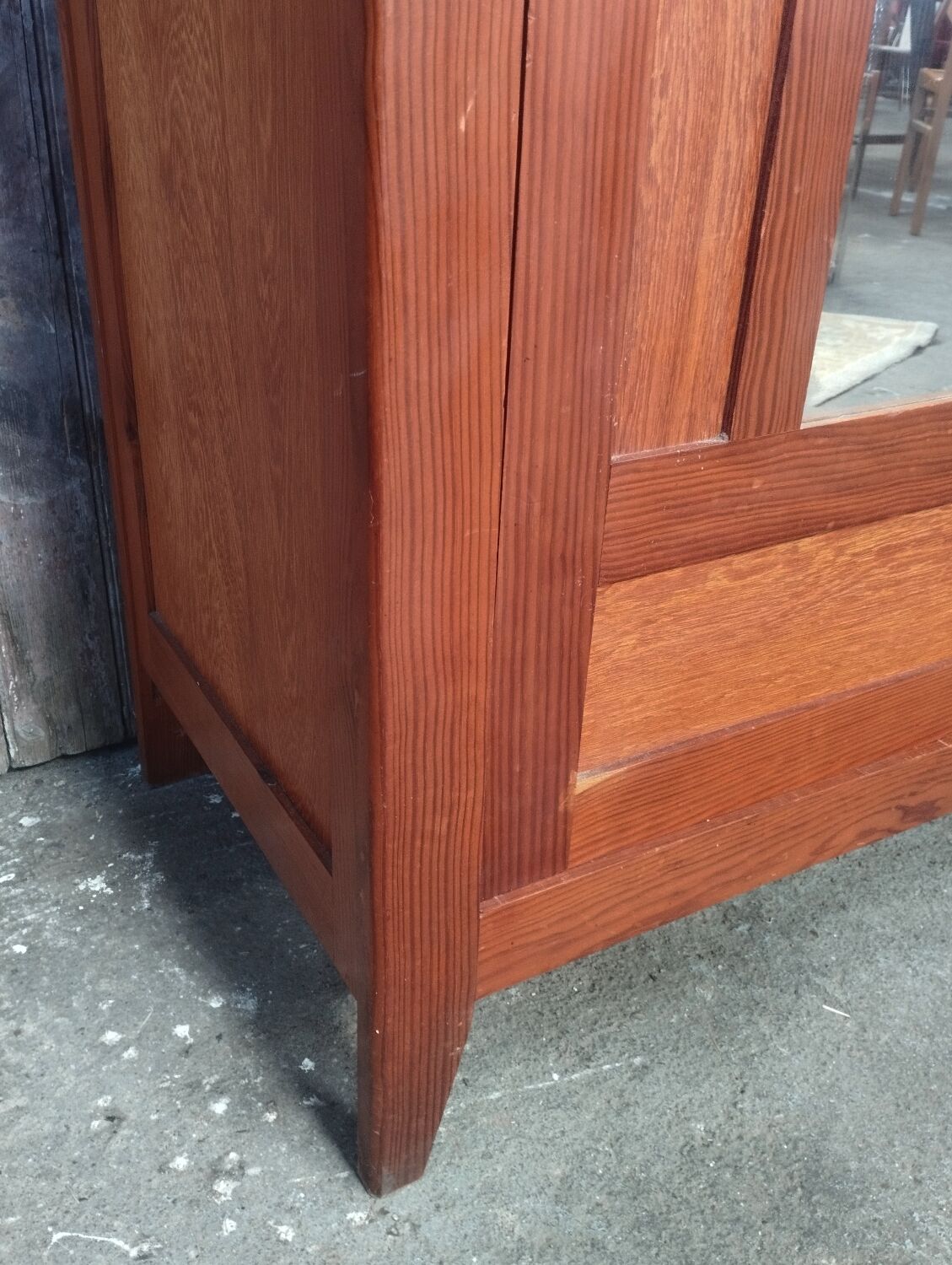 Armoire bonnetière parisienne années 50 60