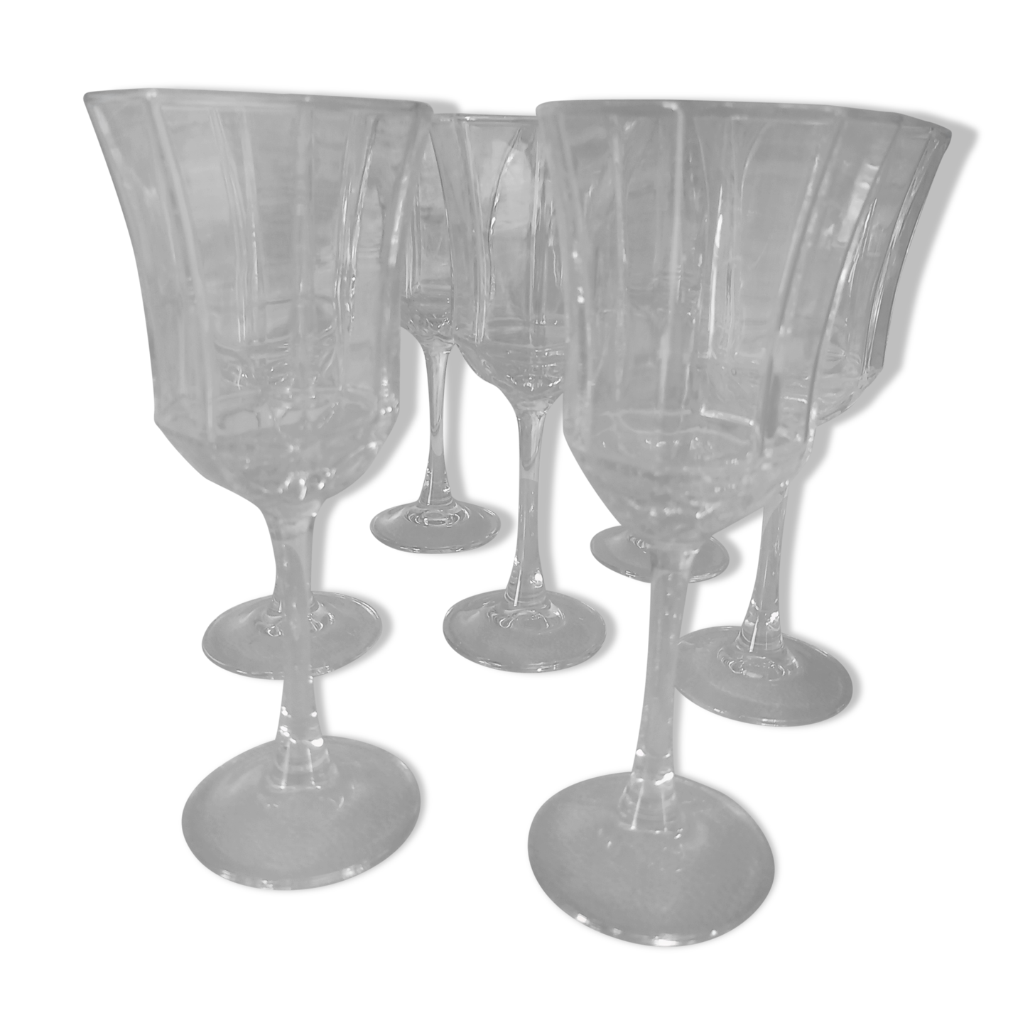 Set of 7 glasses on foot