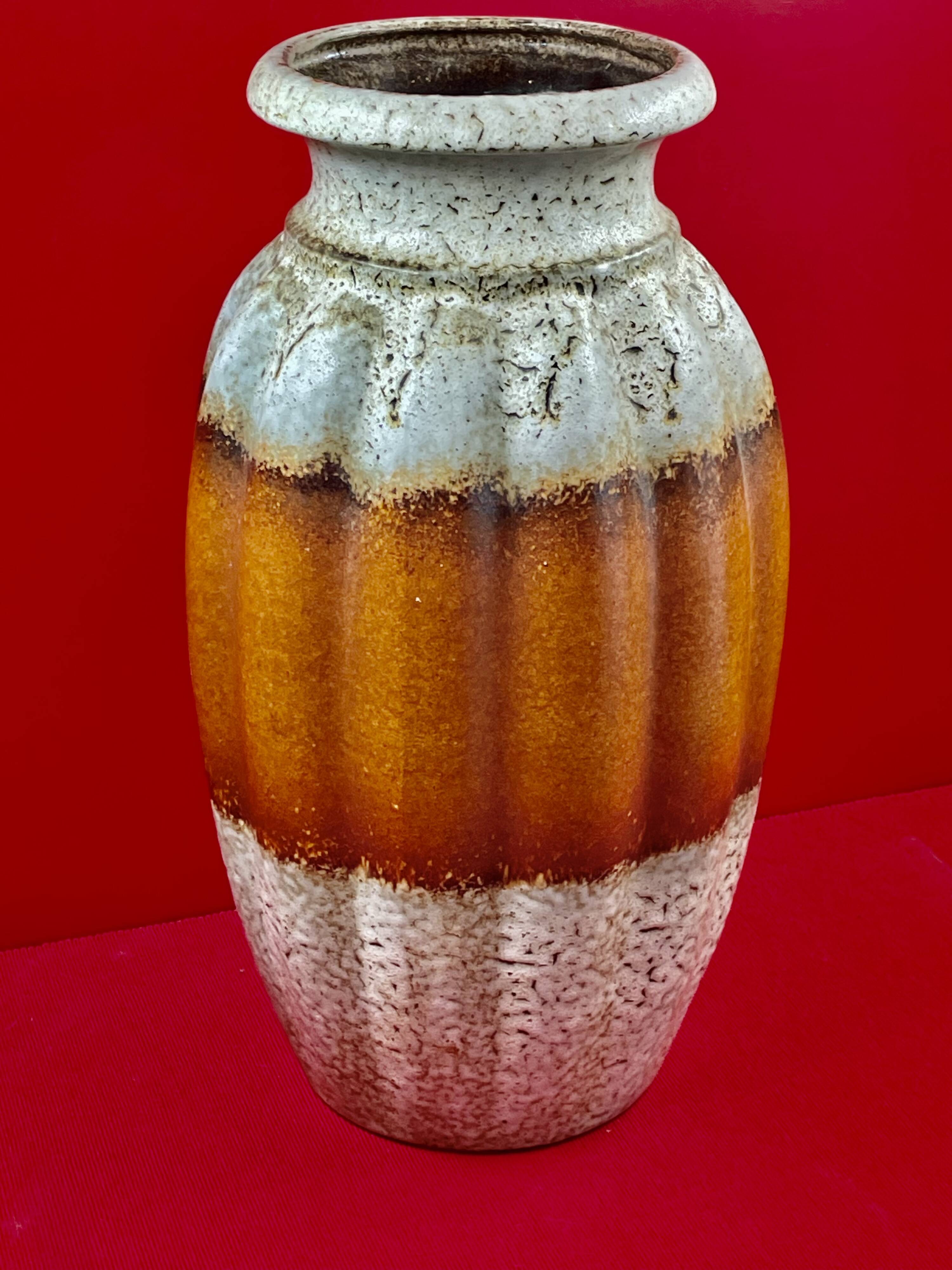 Modernist vase gadrons sheurich 205-40 lava orange w.germany vintage alle