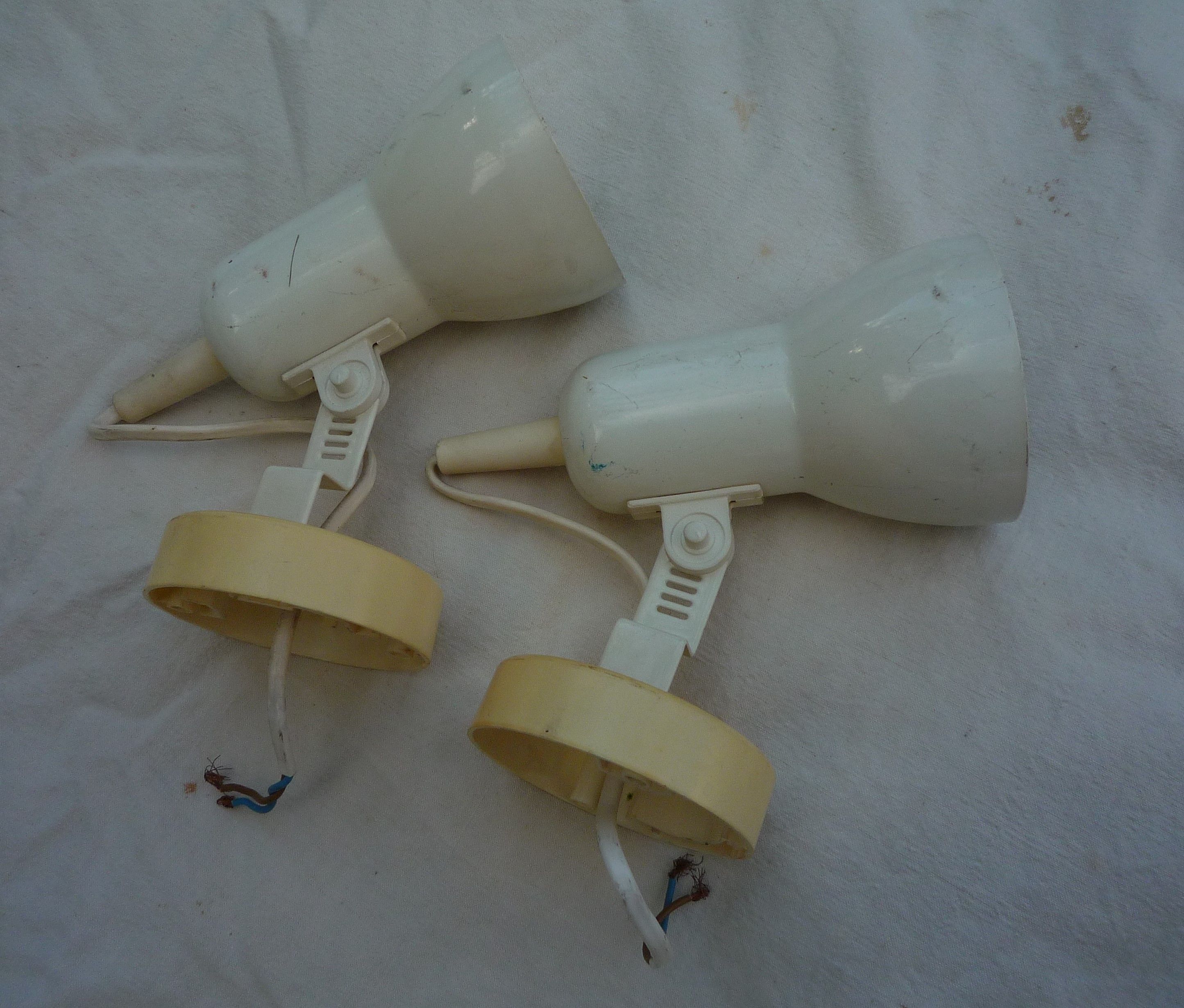 Pair of spotlights, metal and plastic white, vintage 80s