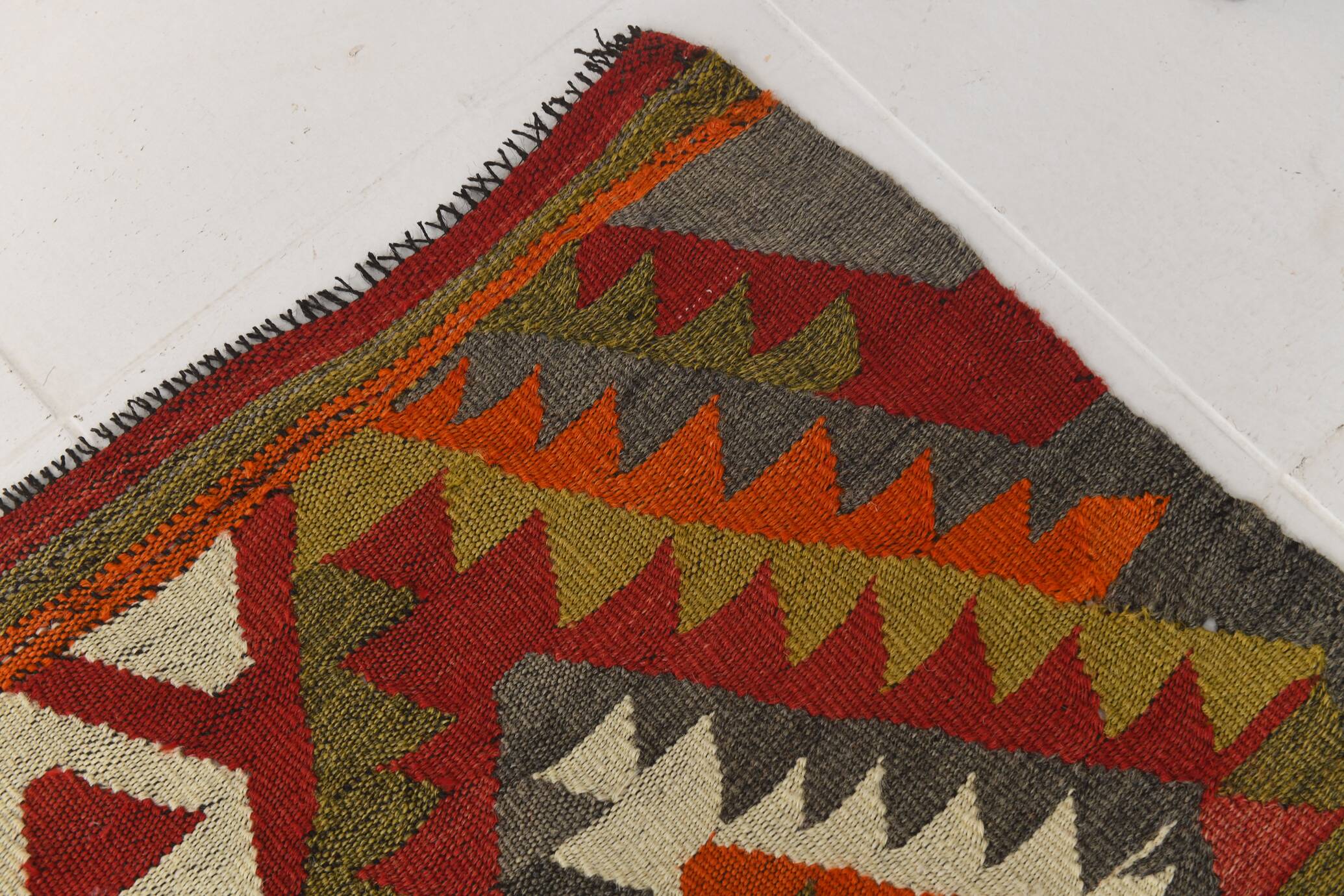 Red & Green Tribal Handmade Turkish Kilim Rug, 163x316Cm