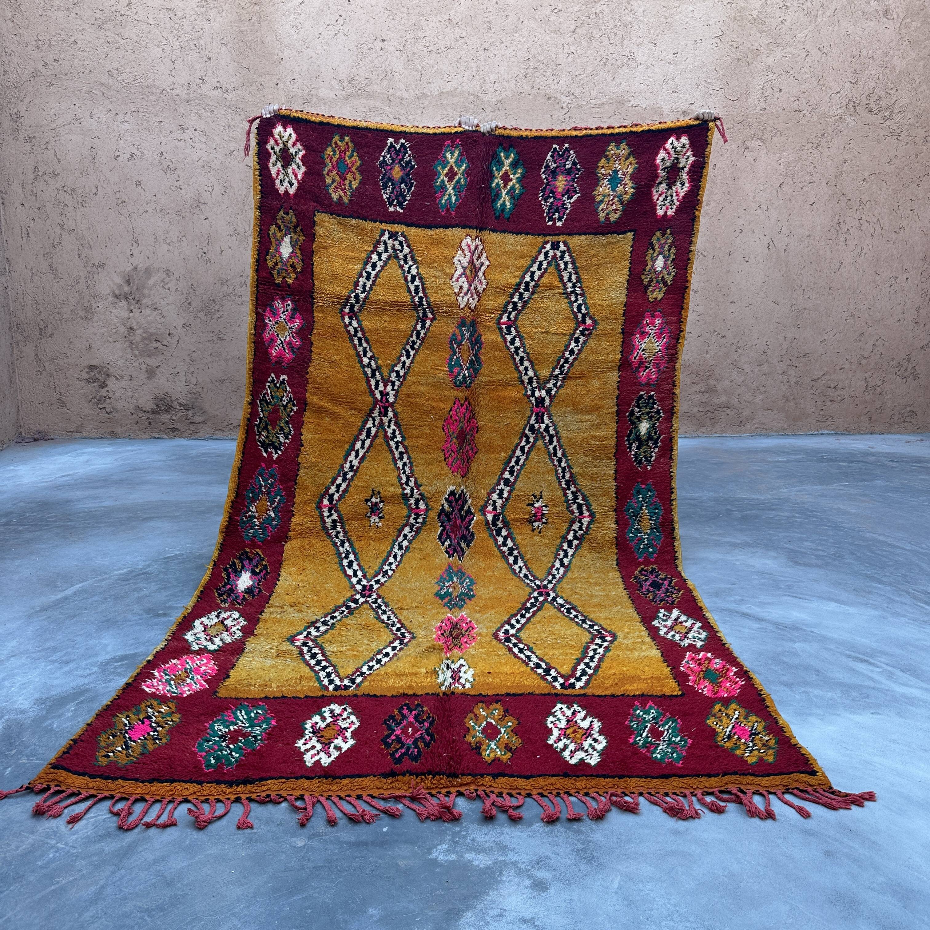 Colorful Taznakht Moroccan rug - 350 x 195 cm