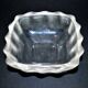 Vide-poche coupelle LALIQUE en verre moulé dépoli vague Art Déco