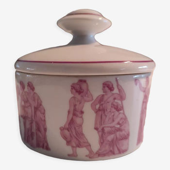 Empty pocket in Limoges porcelain