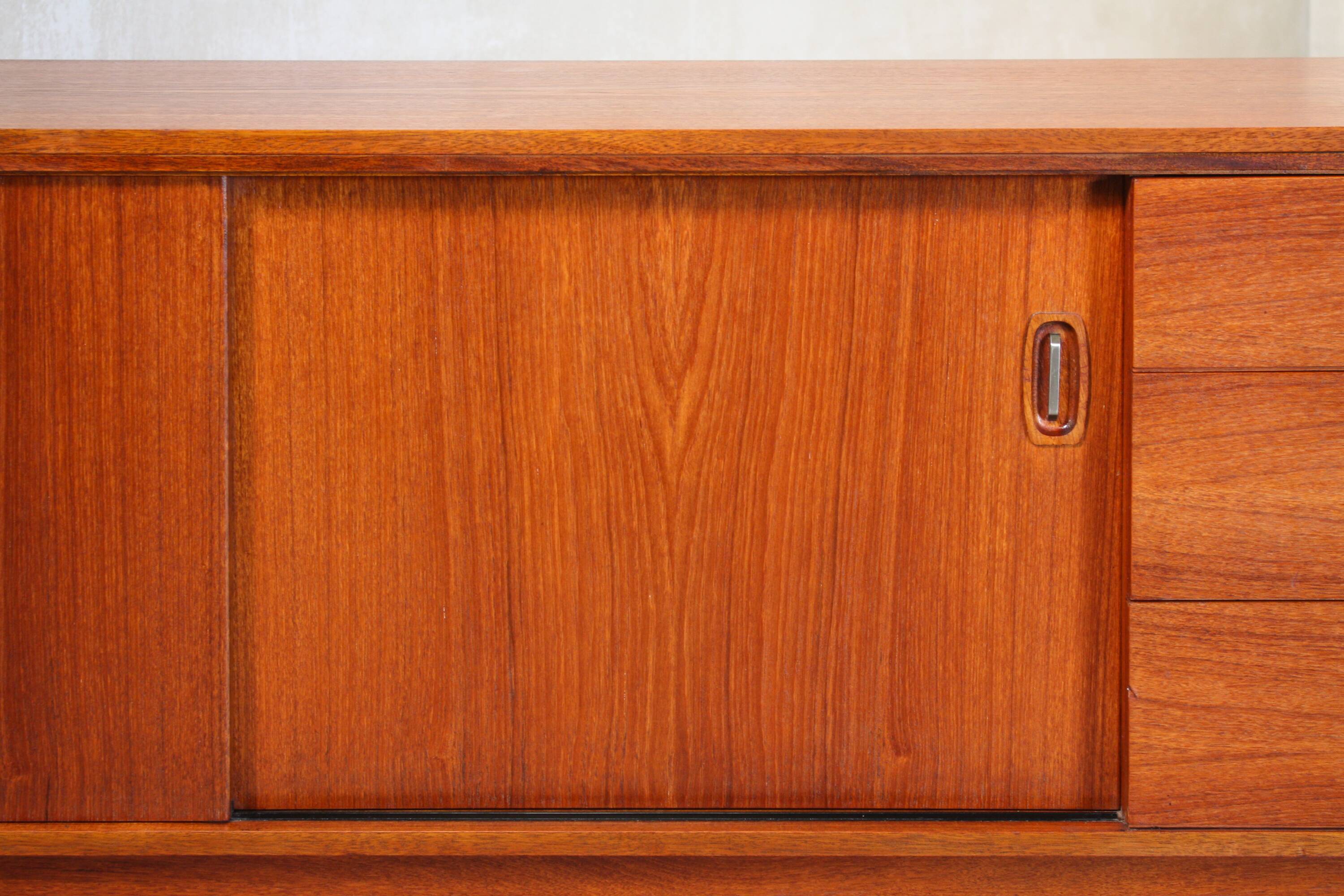 Enfilade vintage en teck, années 1960