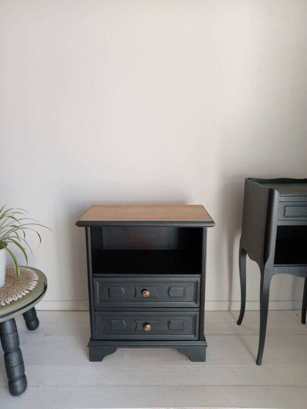 Pair of bedside tables