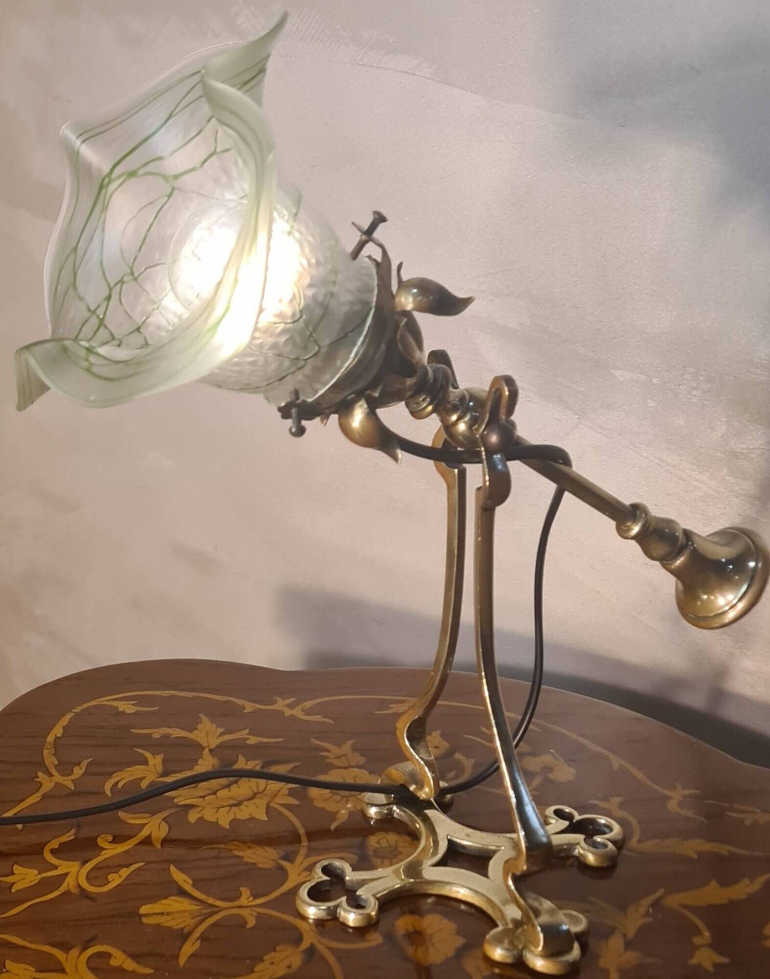 brass rocking lamp with art nouveau glass tulip loeste 34x15