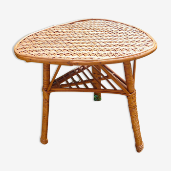 Oval rattan and wicker table