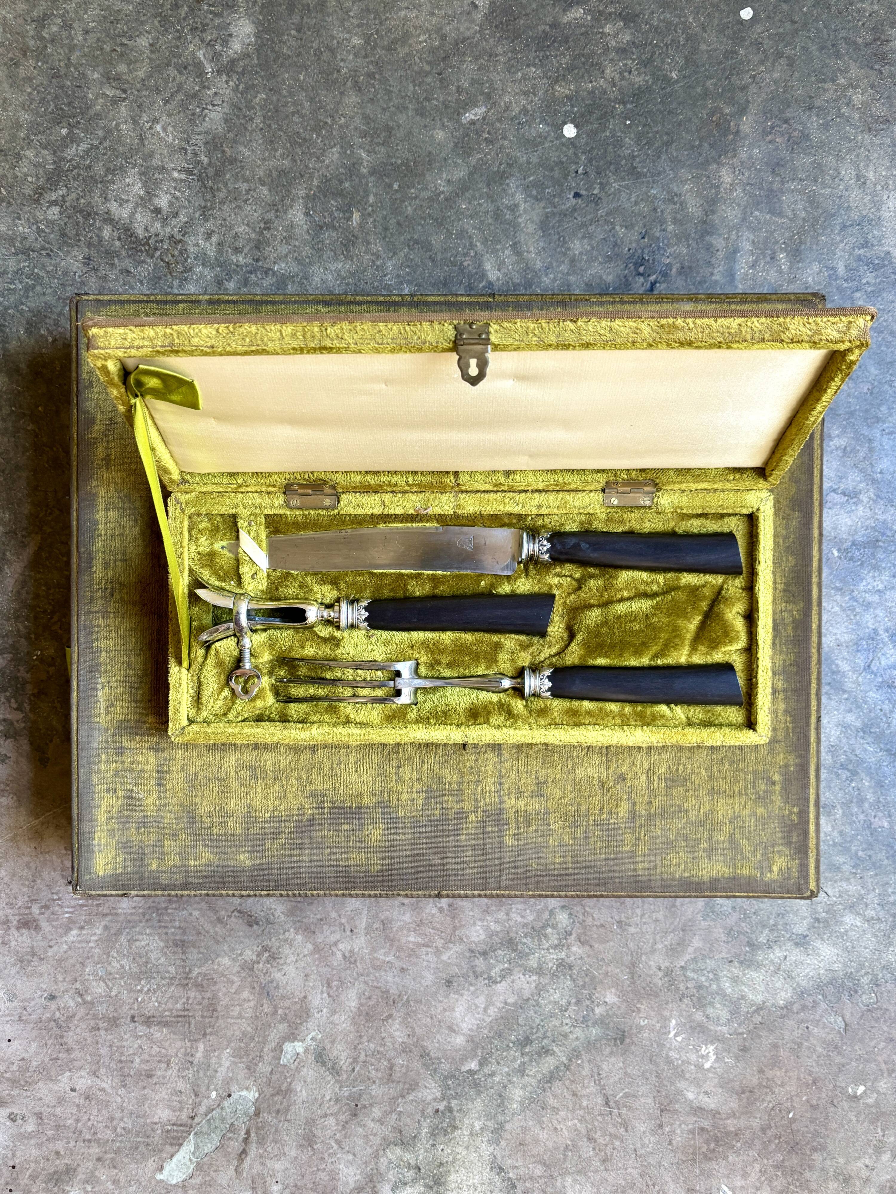 68-piece silver-plated and black ebony cutlery set with 4 velvet cases