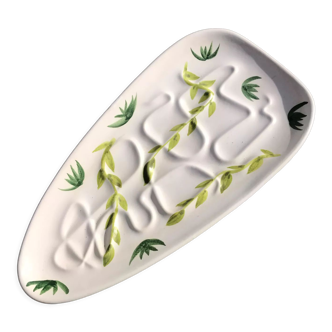 Vintage dish stylized leaf patterns