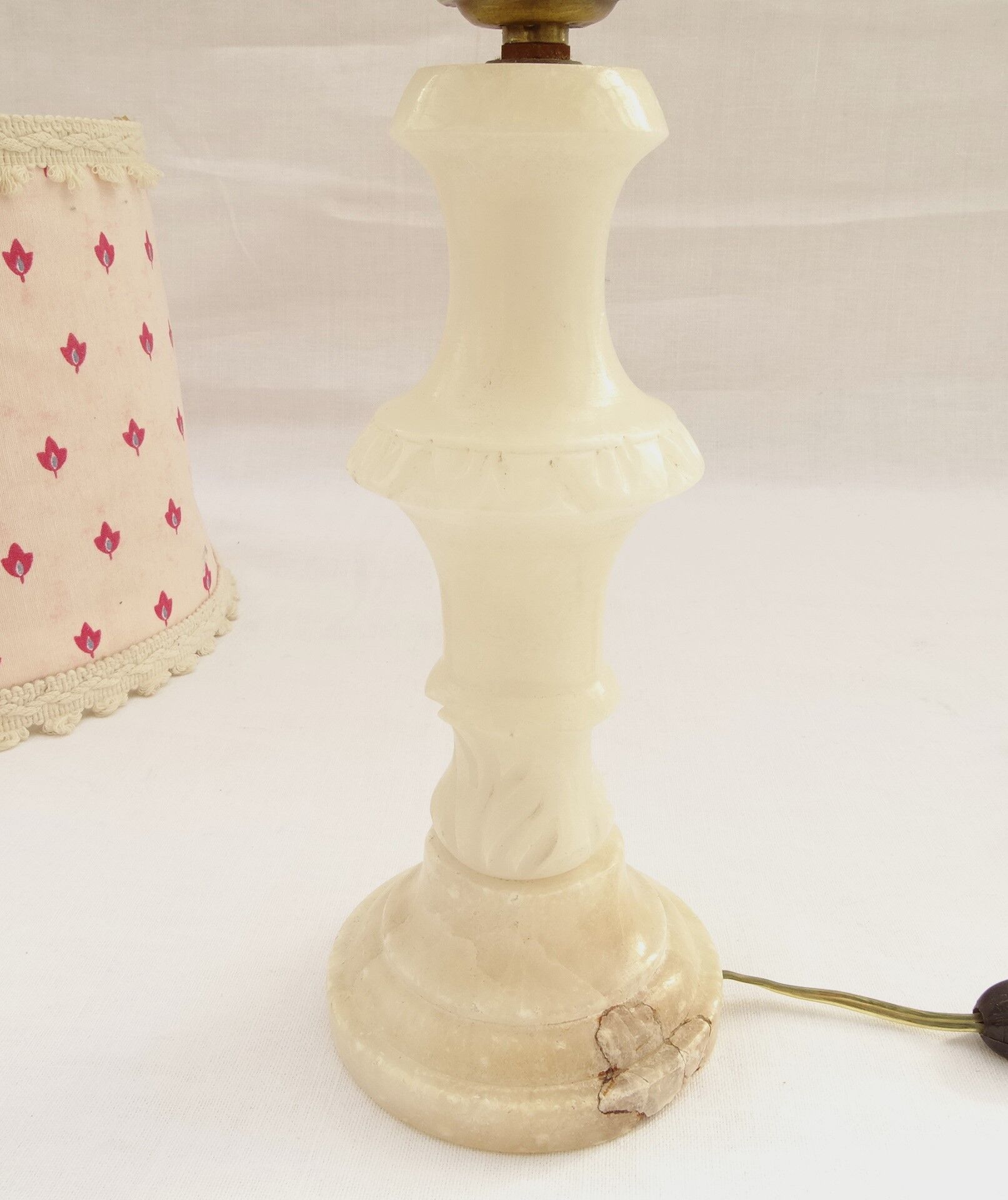 Pair of lamps  feet in white marble
