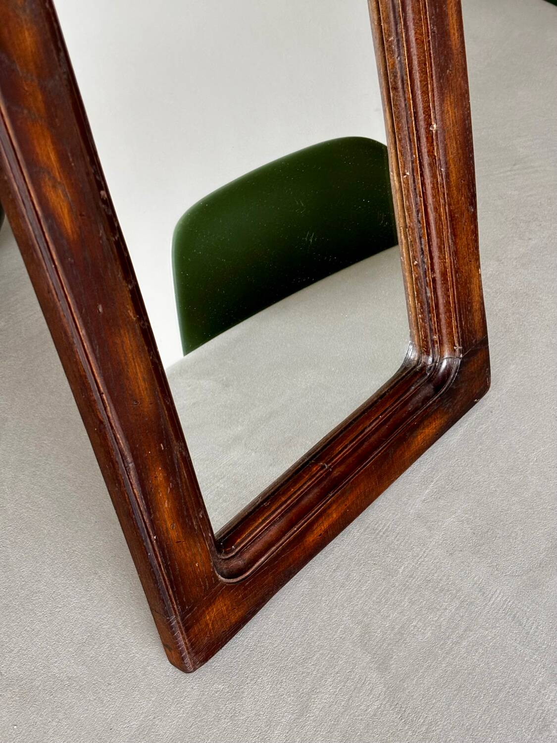 Vintage wooden mirror – moulded frame – 1950s/60s