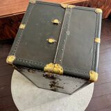 Travel trunk
