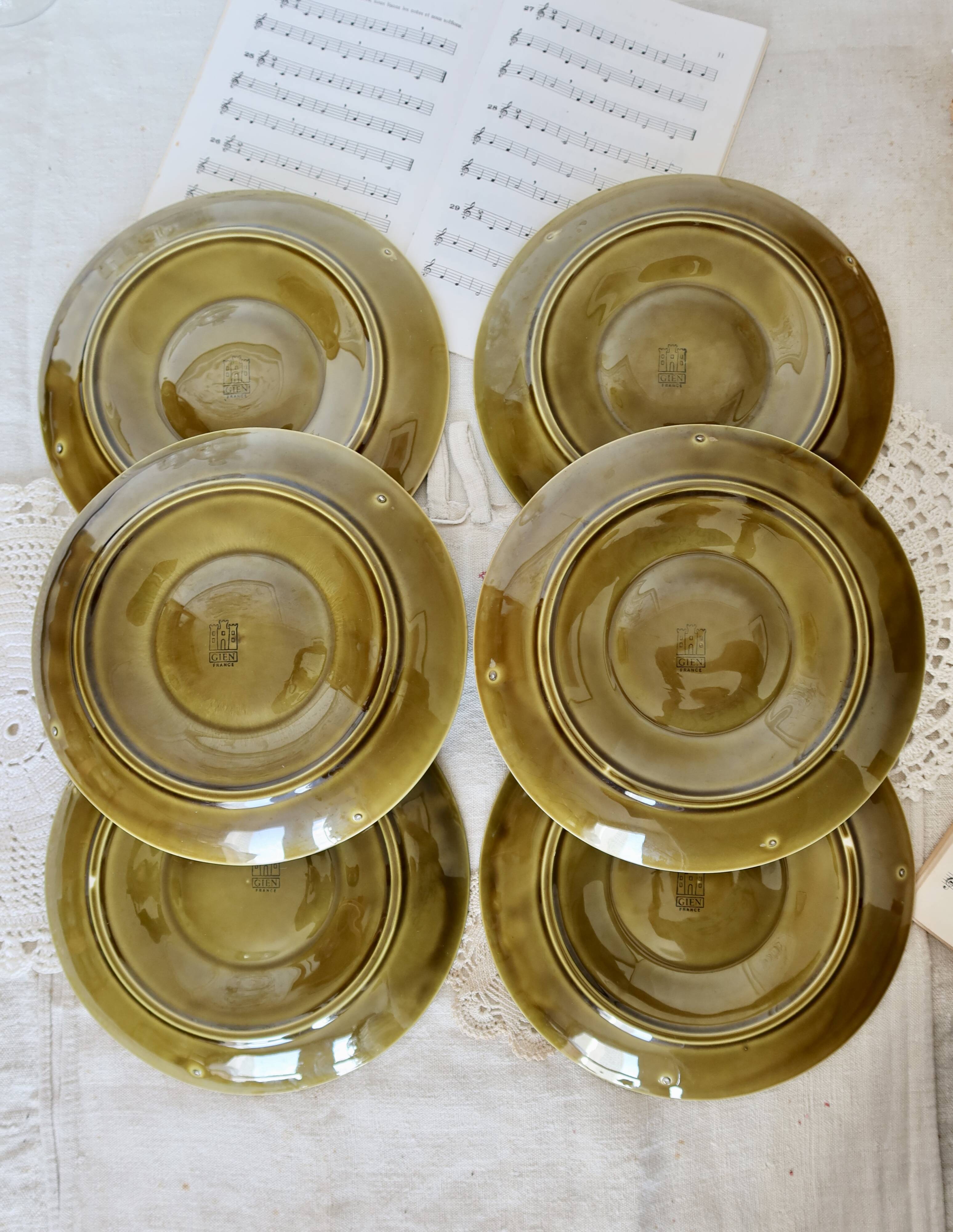 Gien 1960s 7-piece barbotine artichoke tableware set