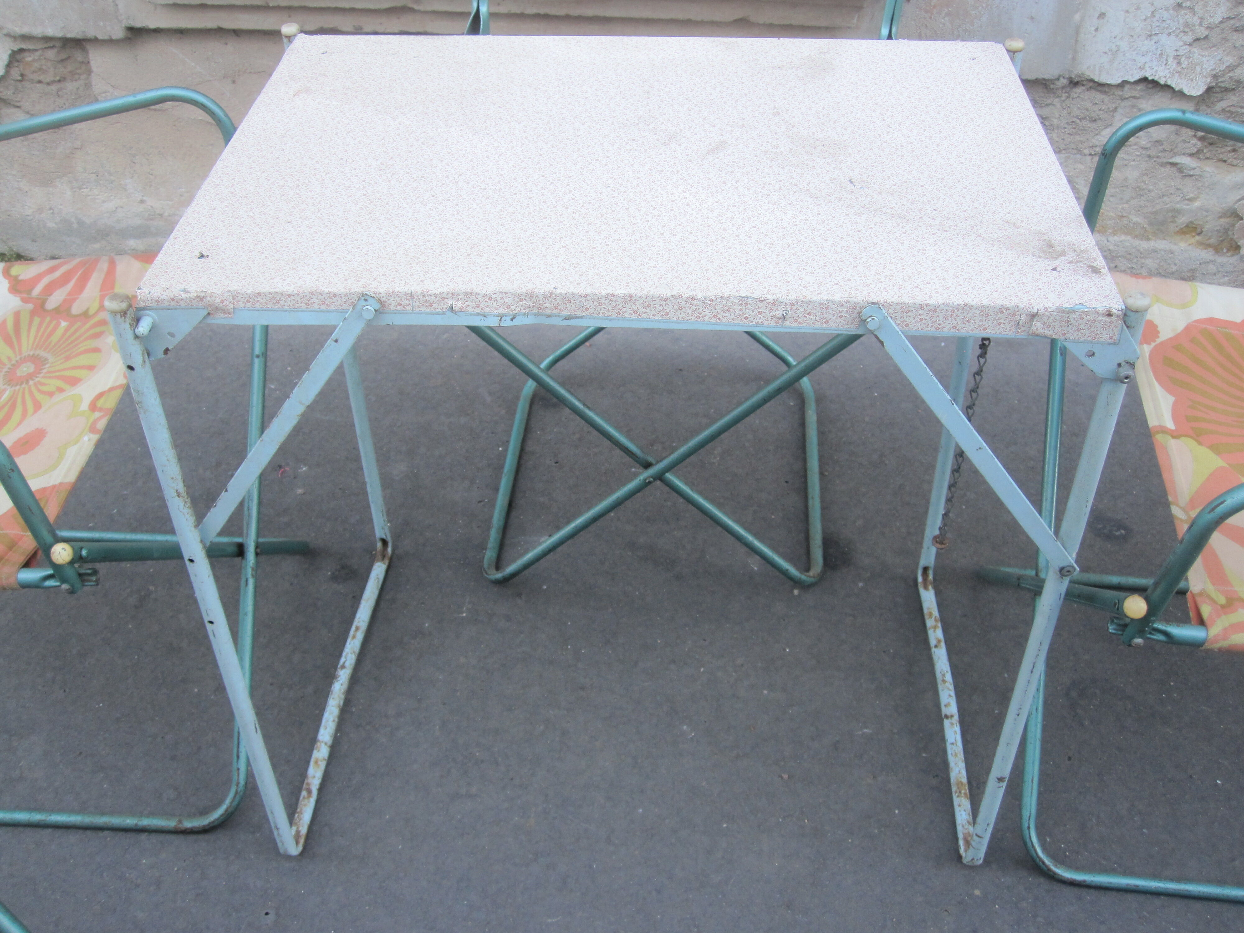 Vintage camping folding lounge