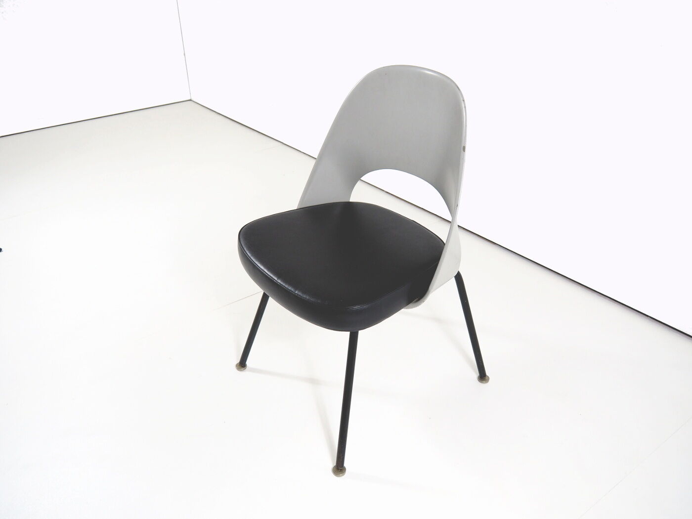 Chair No. 72 by Eero Saarinen for Knoll