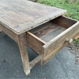 Farm table