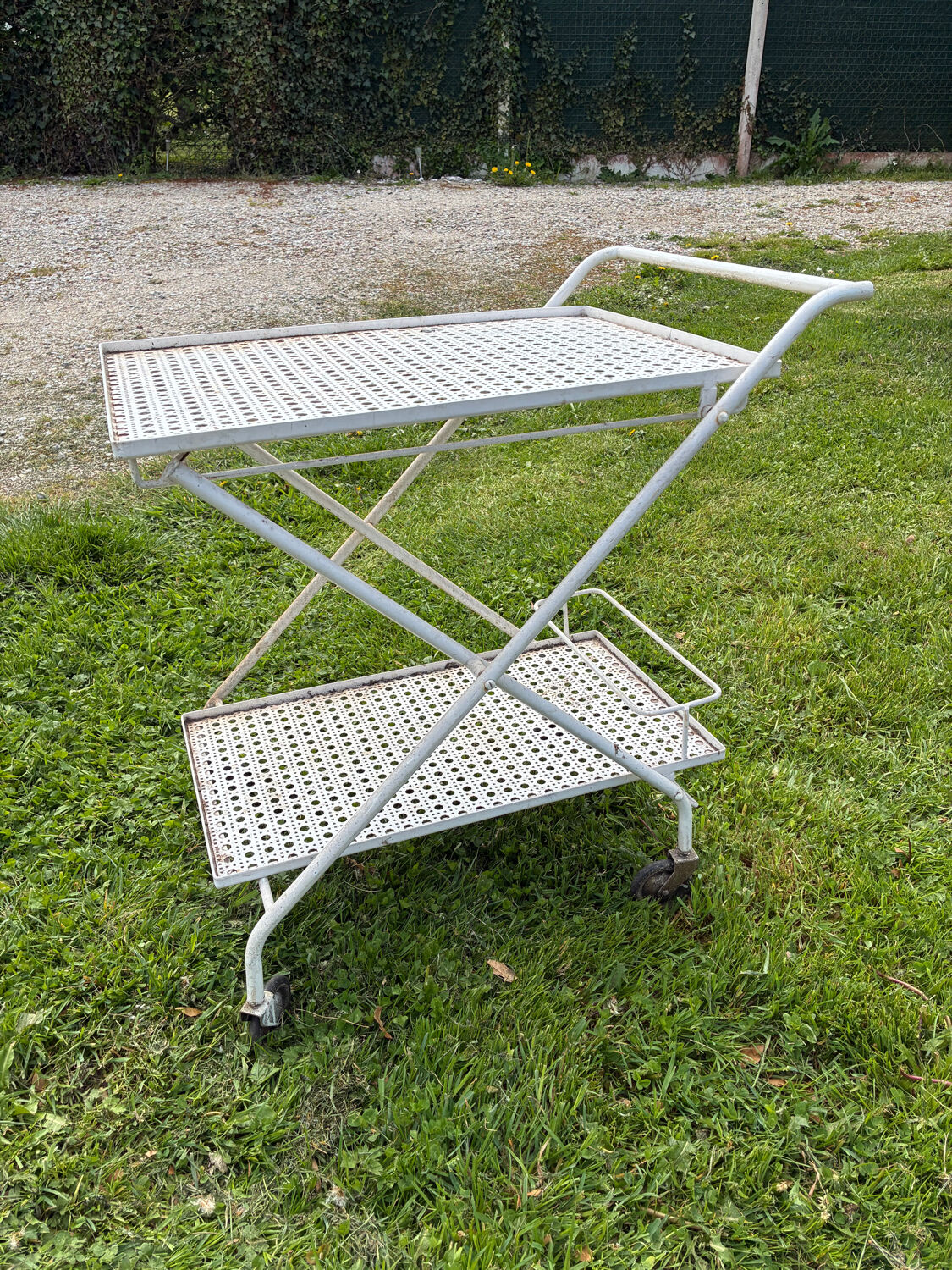 Mategot-style metal bar serving table 70