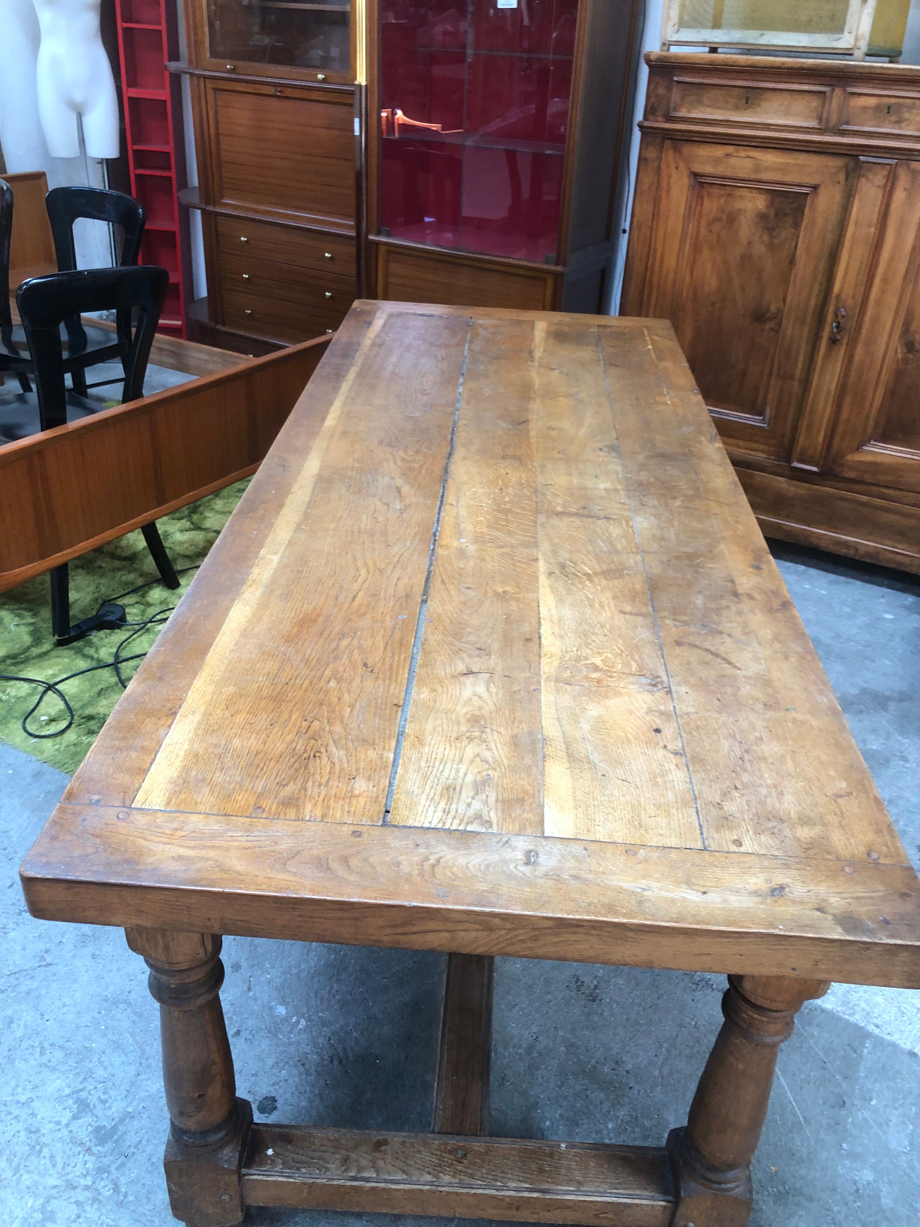 Old farmhouse table in solid oak