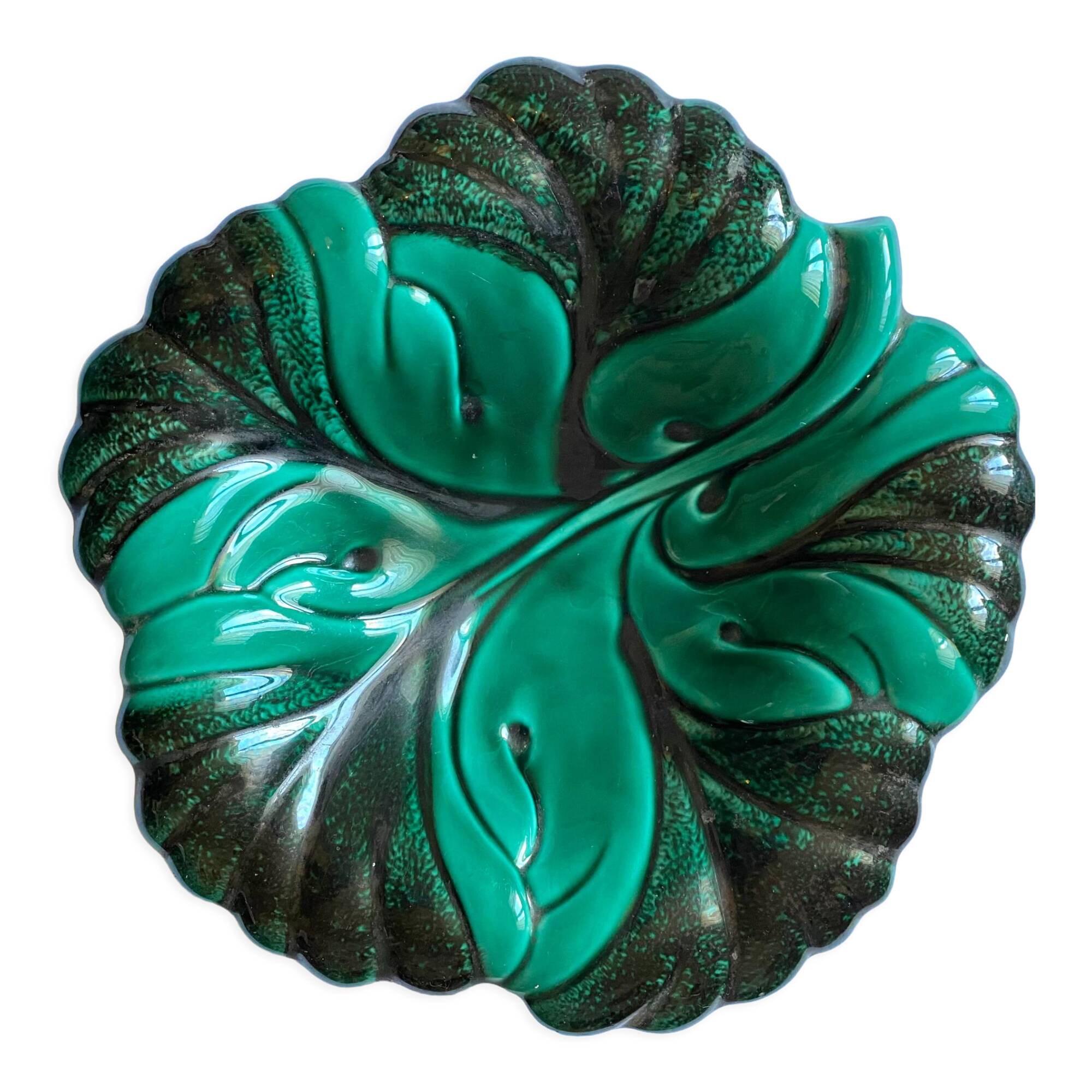 Ceramic leaf emptier