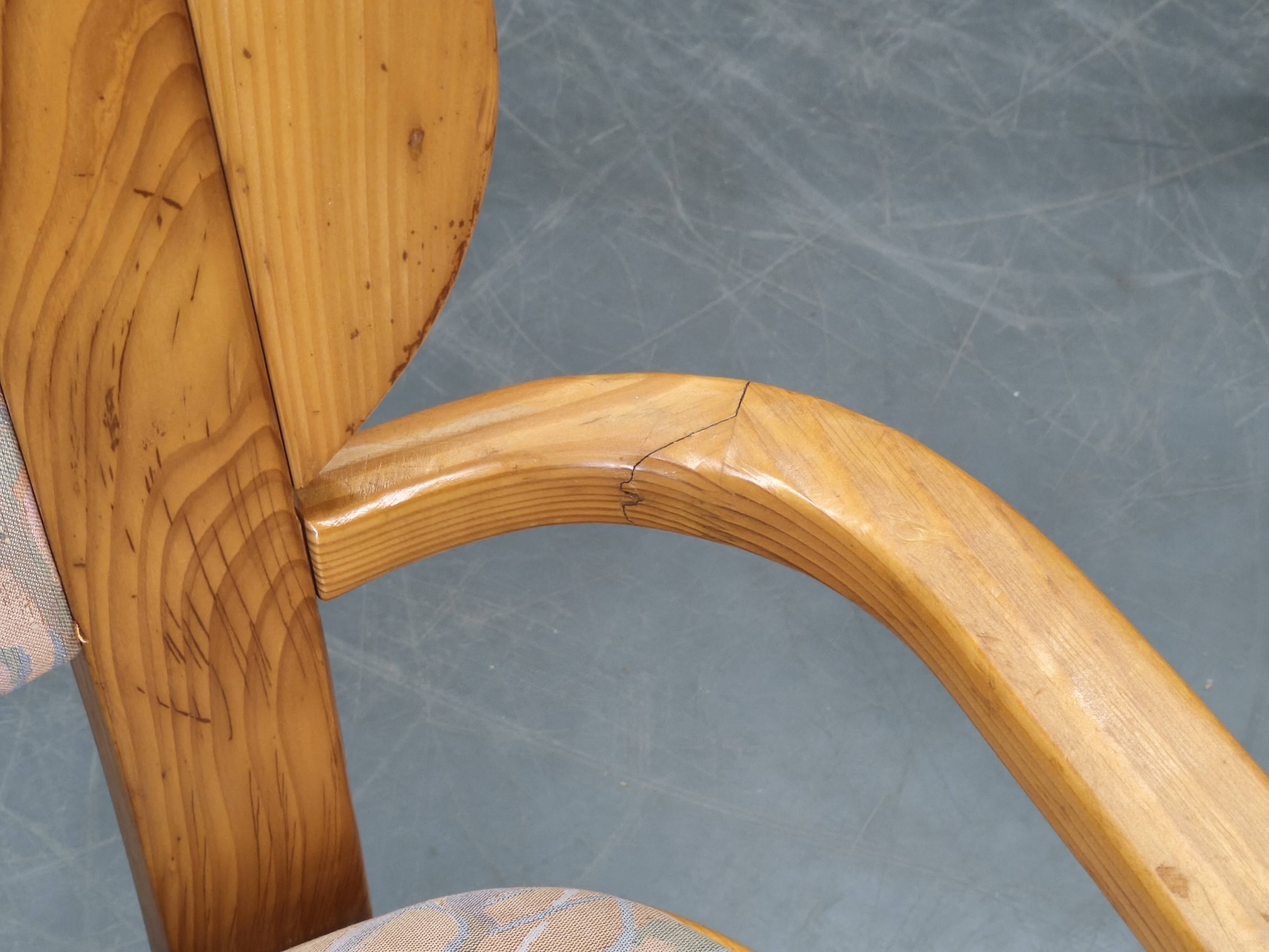 Set of 8 Czech Postmodern Pine Dining Armchairs, 1970s