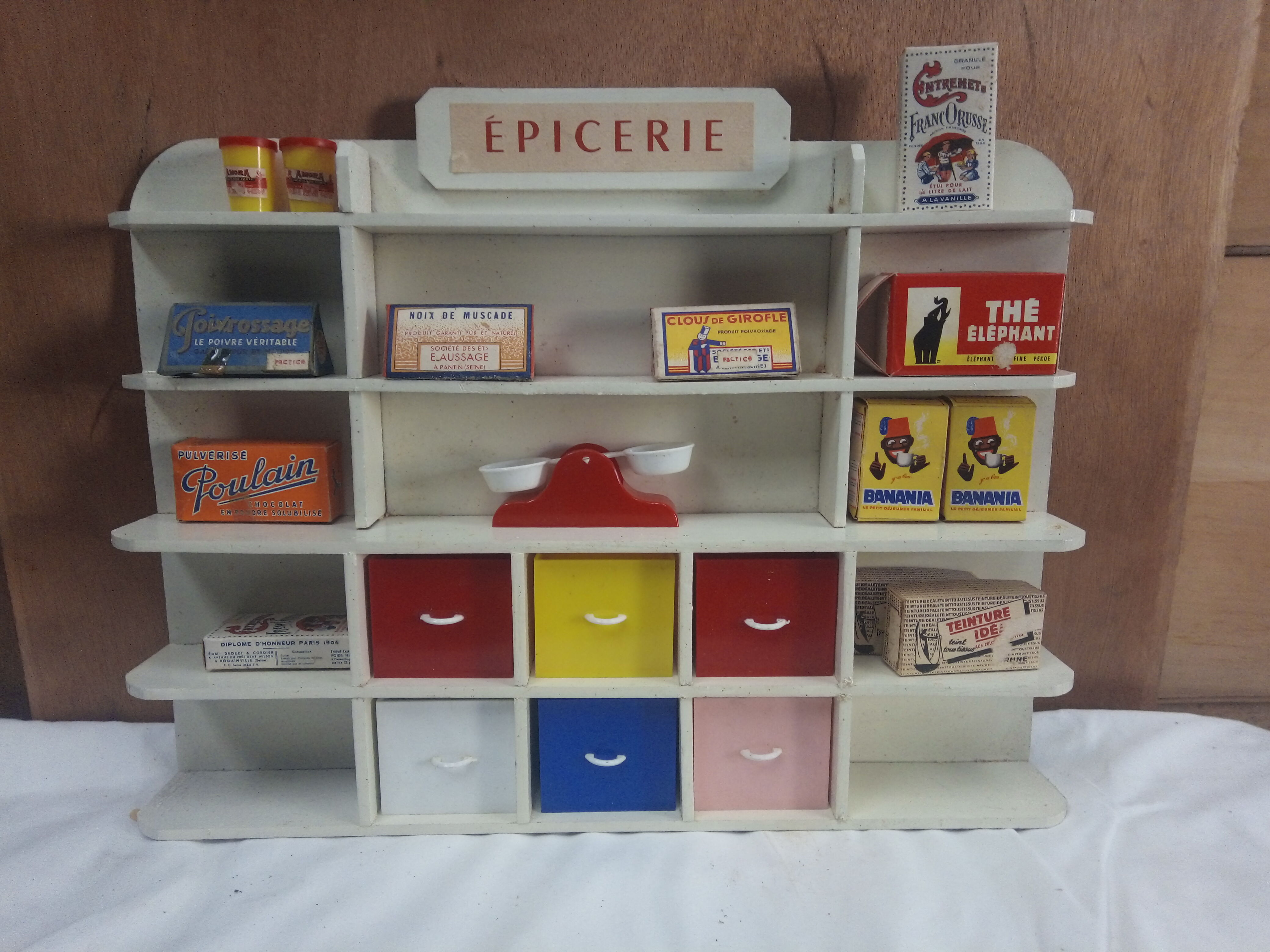 Old toy grocery dolls