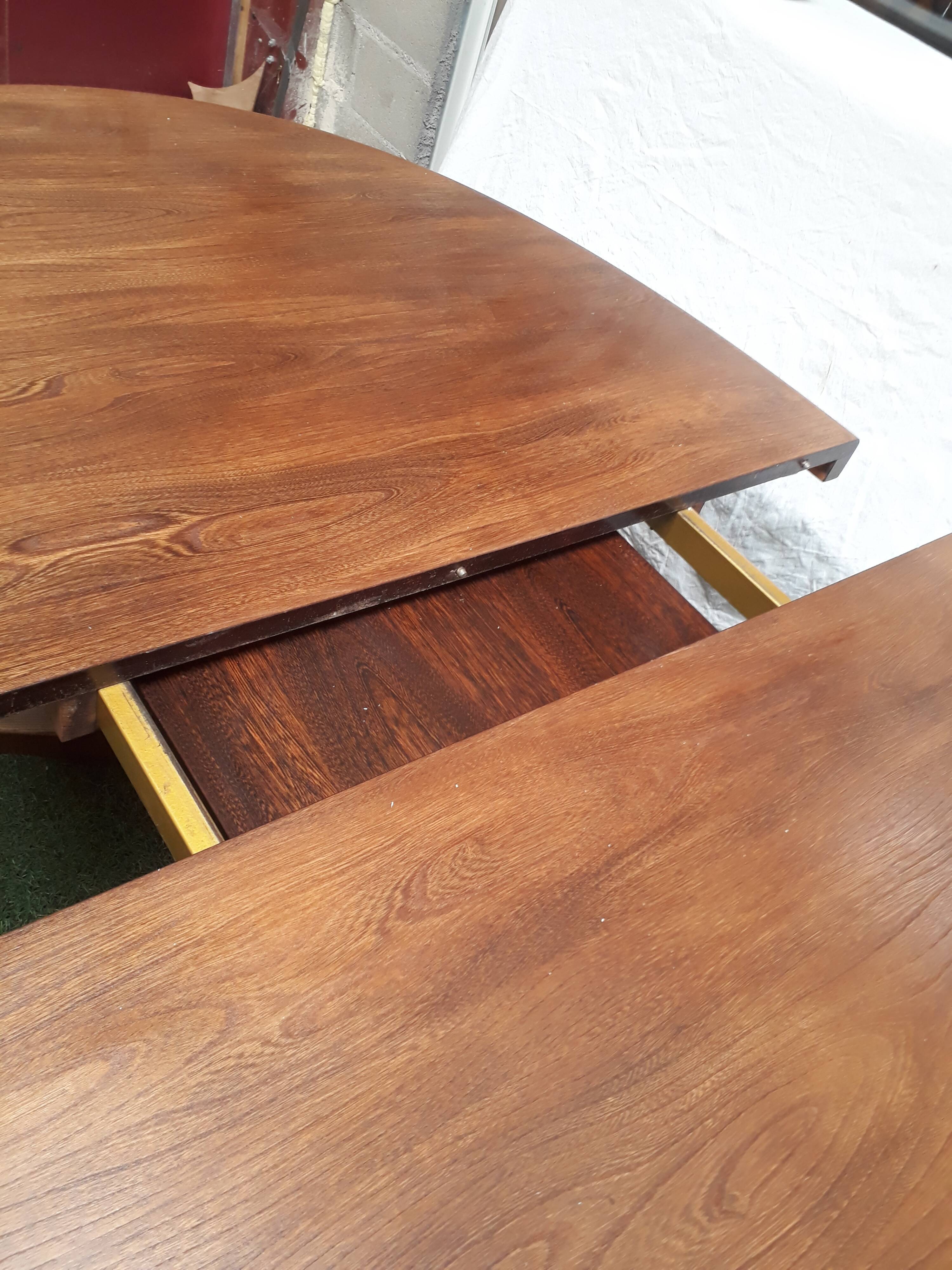 Table Baumann 50 years, oval