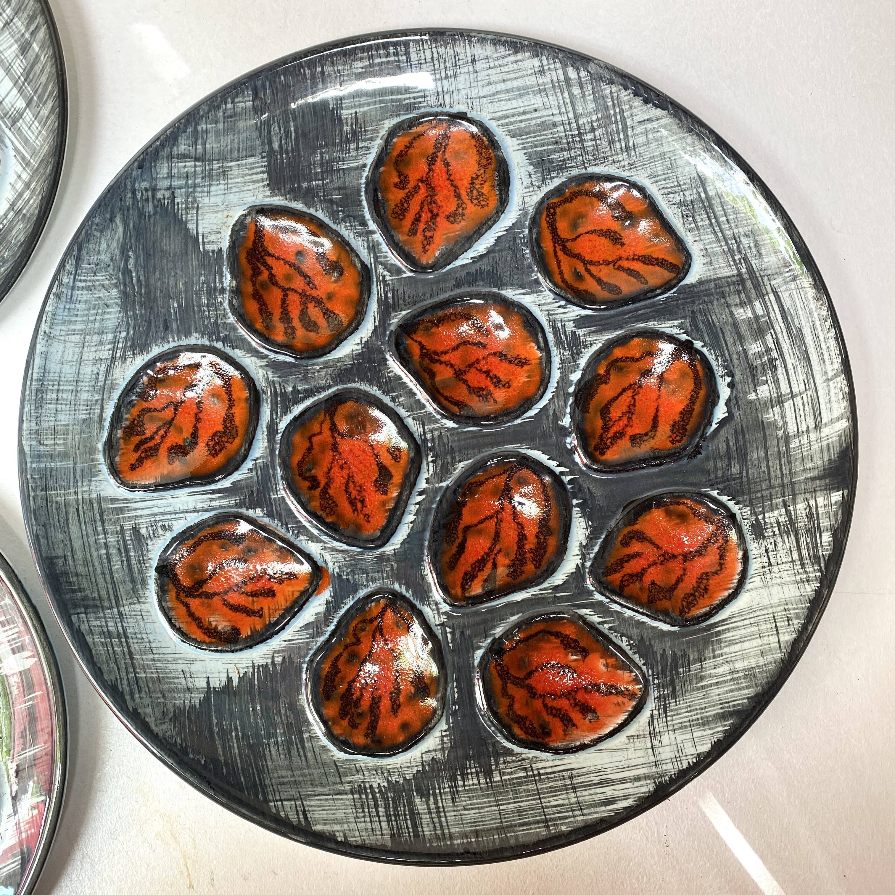 Vintage oyster plates