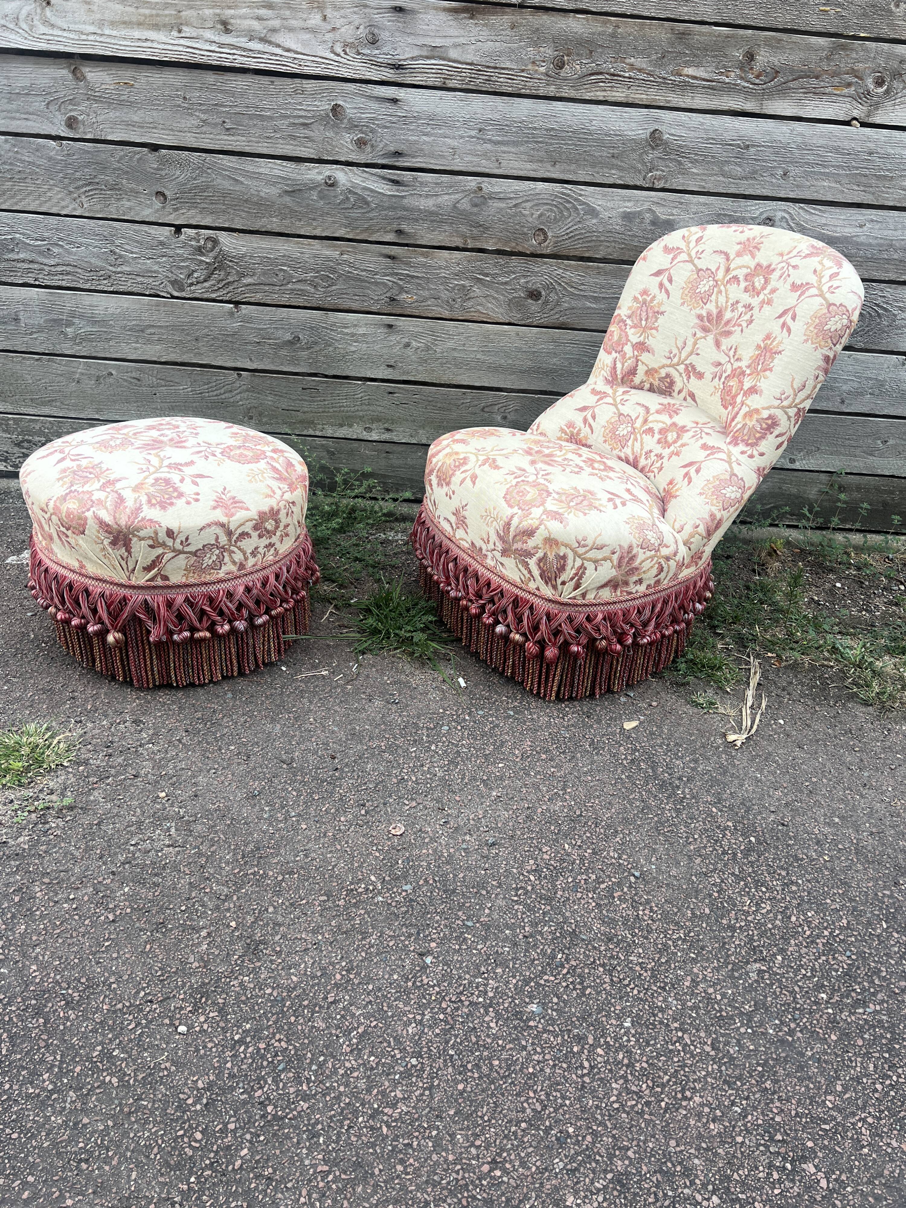 Armchair and pouf in Napoleon III style, Jean Roche