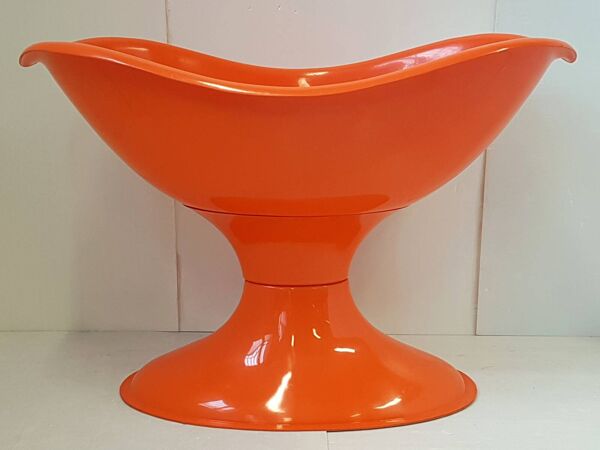 Berceau landau en plastique moule orange 1970 vintage space age 70s 70's po