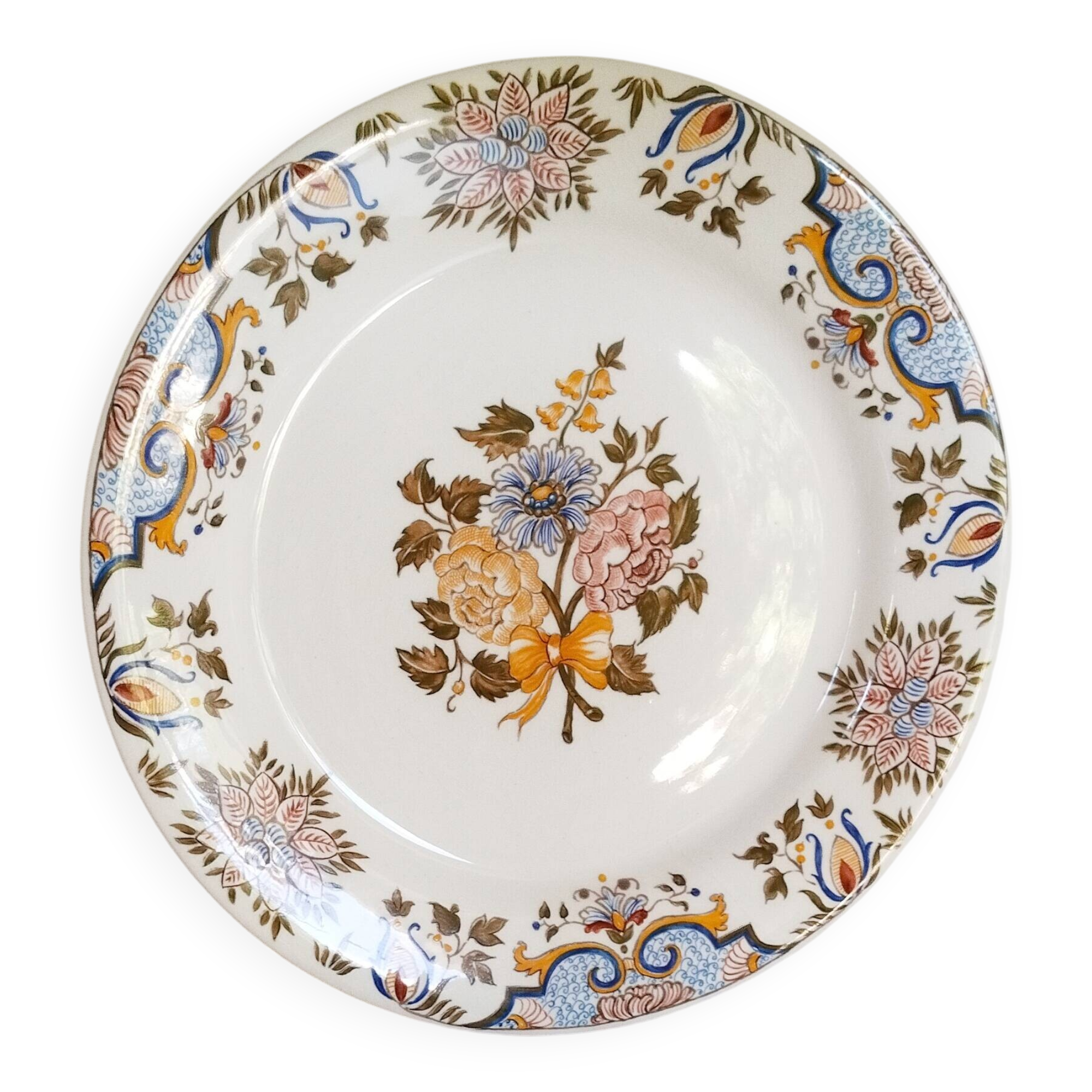 Flat plate in Gien earthenware, Bordeaux "Au Bouquet" model