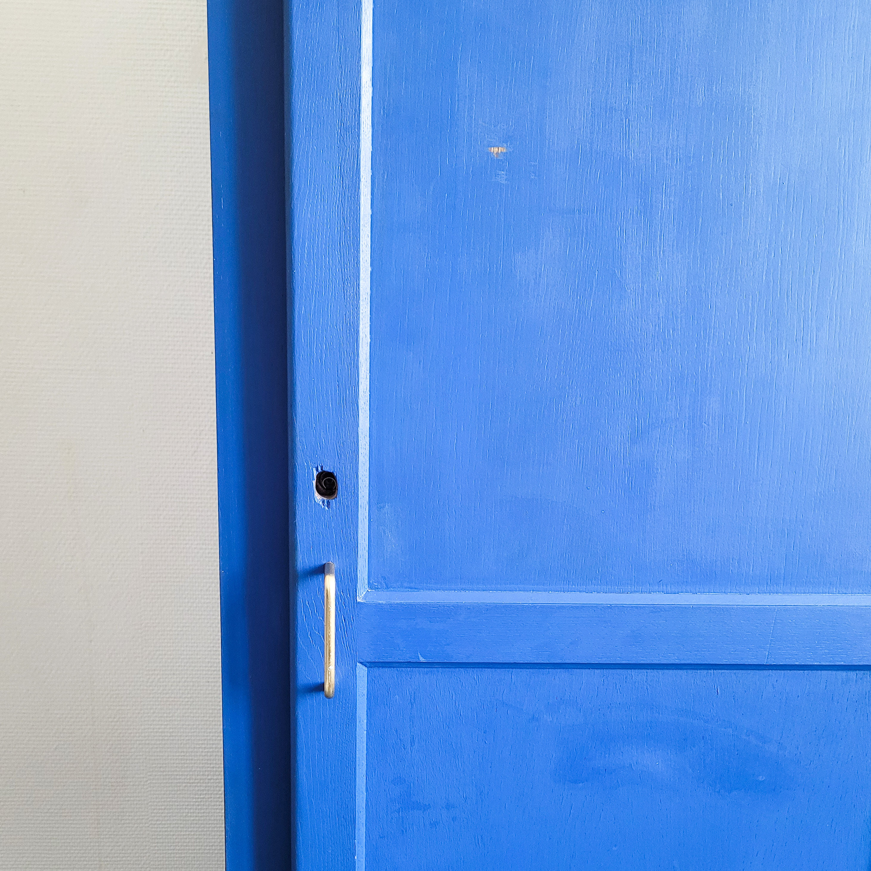 Vintage blue boarding wardrobe
